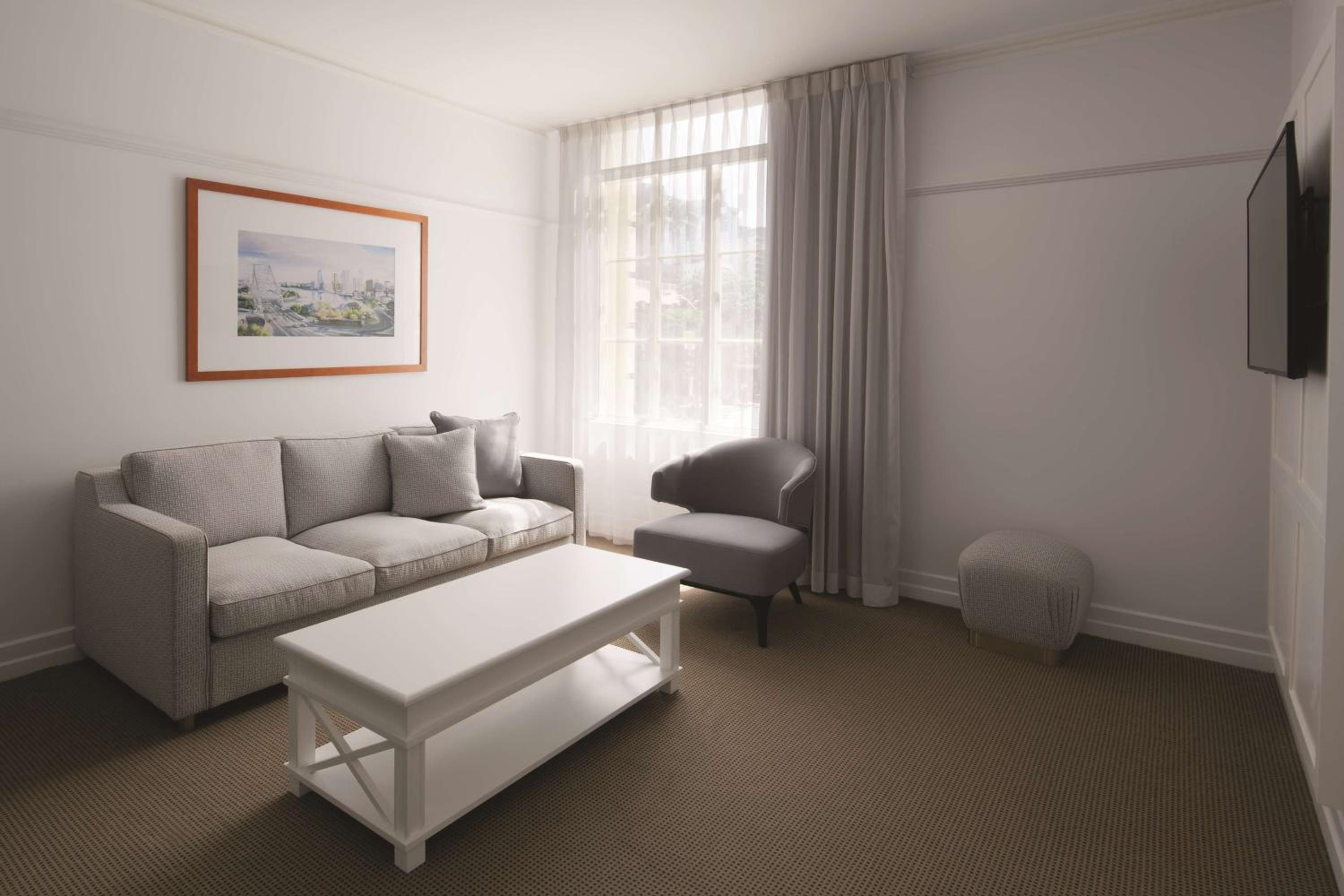 One-Bedroom Apartment - Photo 6