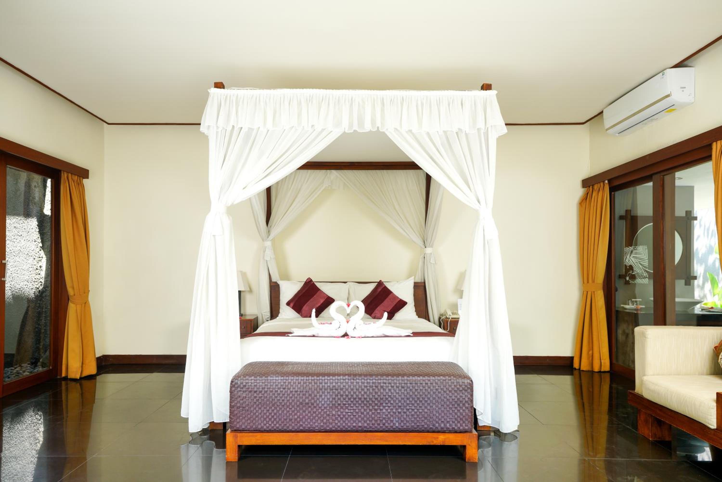 Deluxe Villa - Photo 12