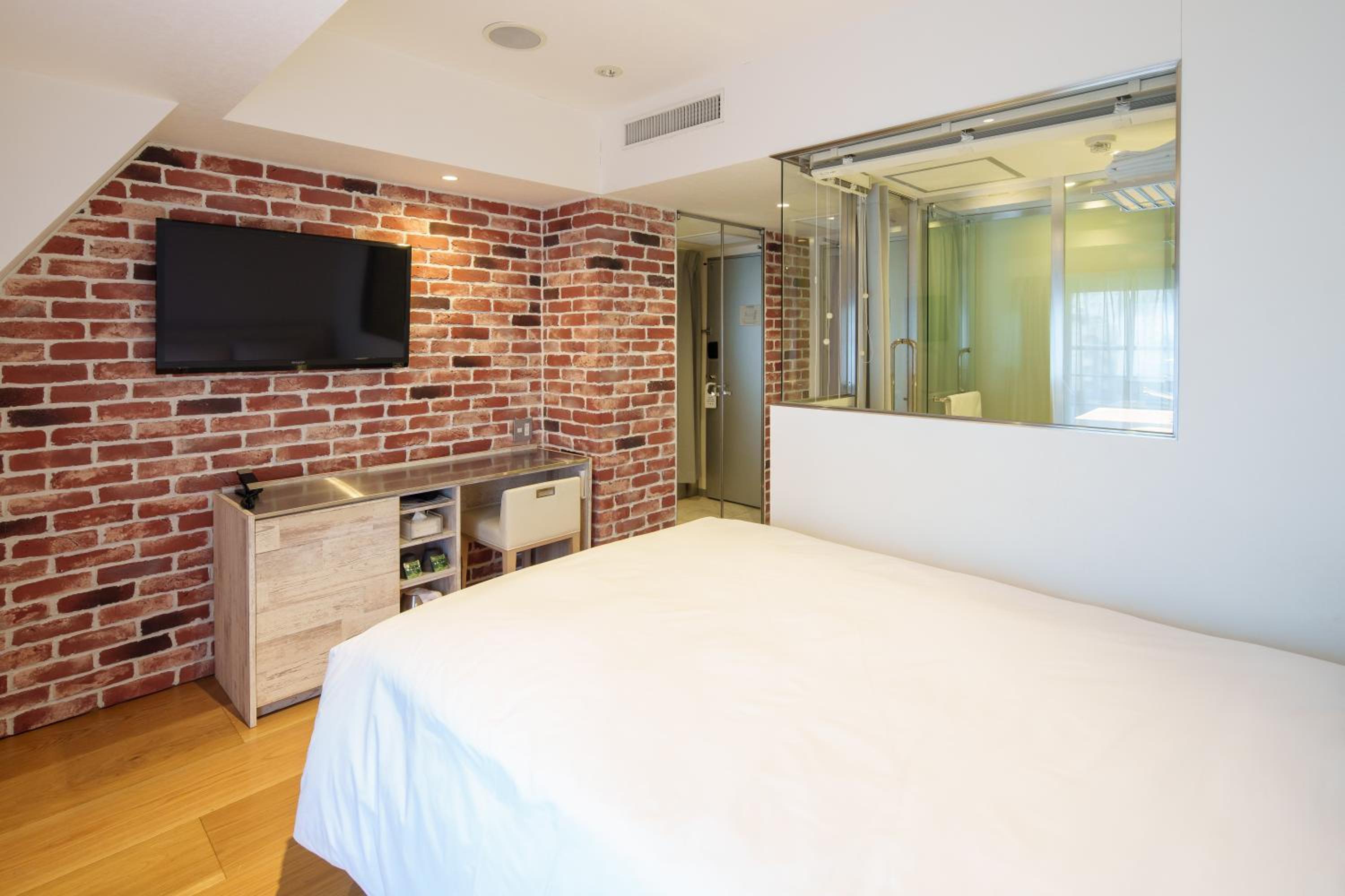 Superior Double Room - B photo 1