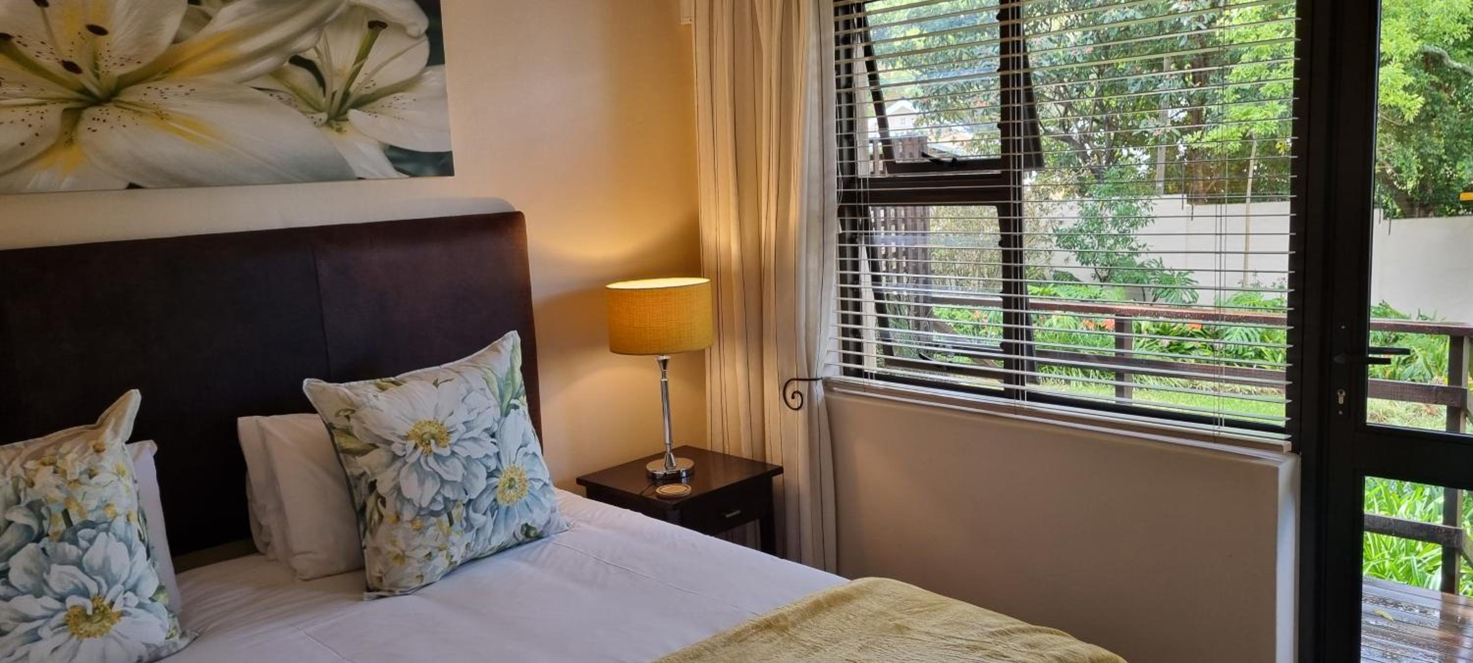 Deluxe Double or Twin Room with Mountain View - Photo 4