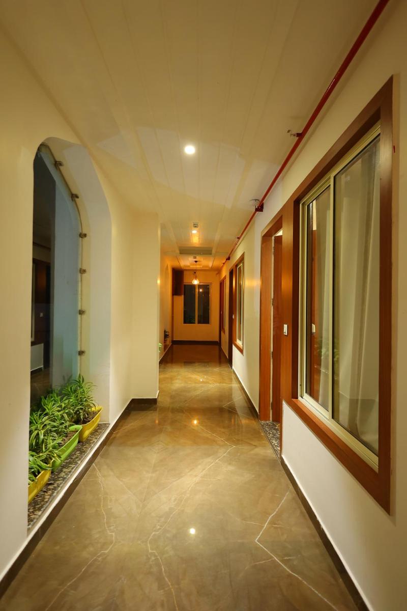 Standard Double Room - Photo 4
