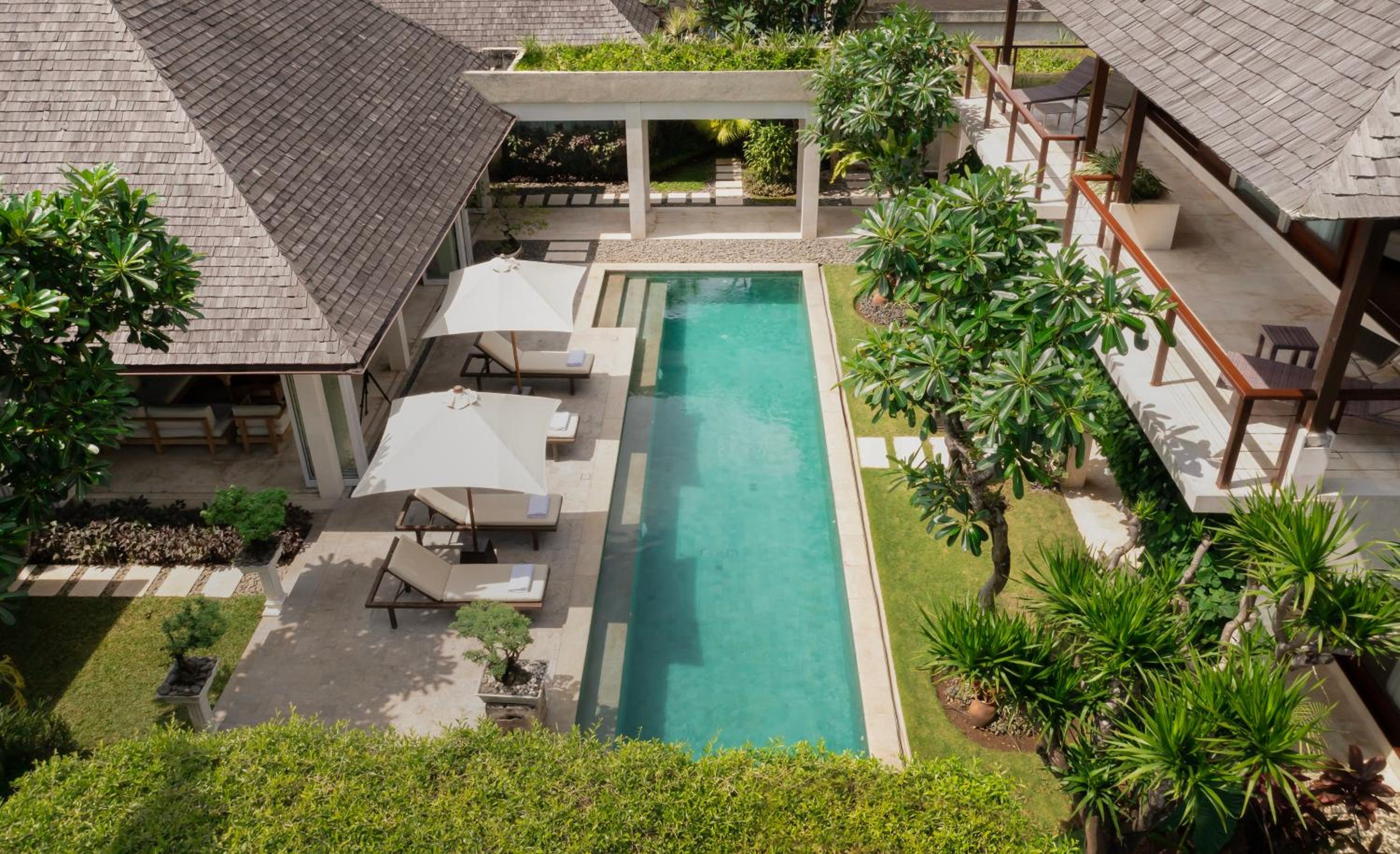 Villa with Private Pool - Photo 12