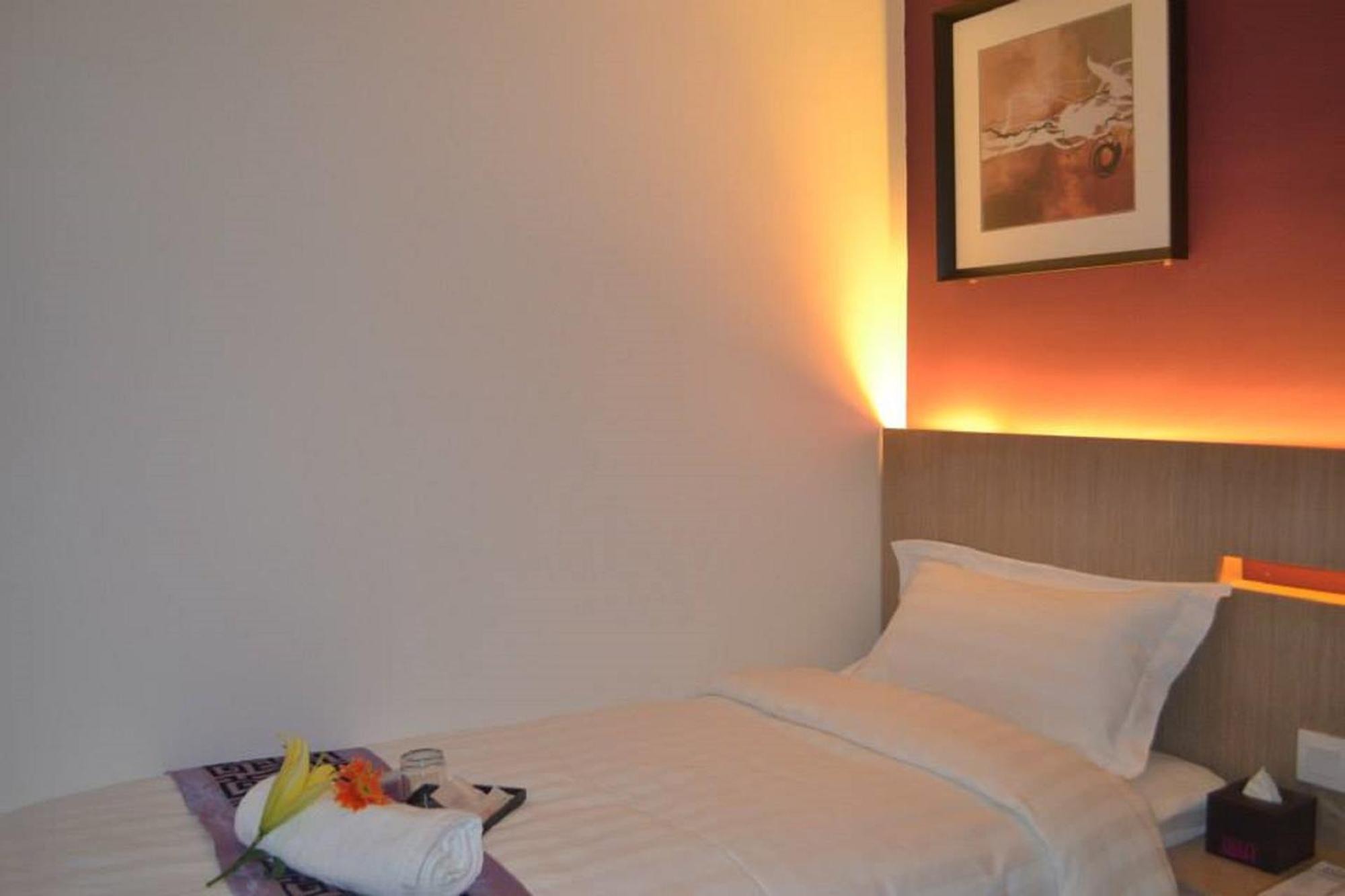 Standard Single Room photo 2
