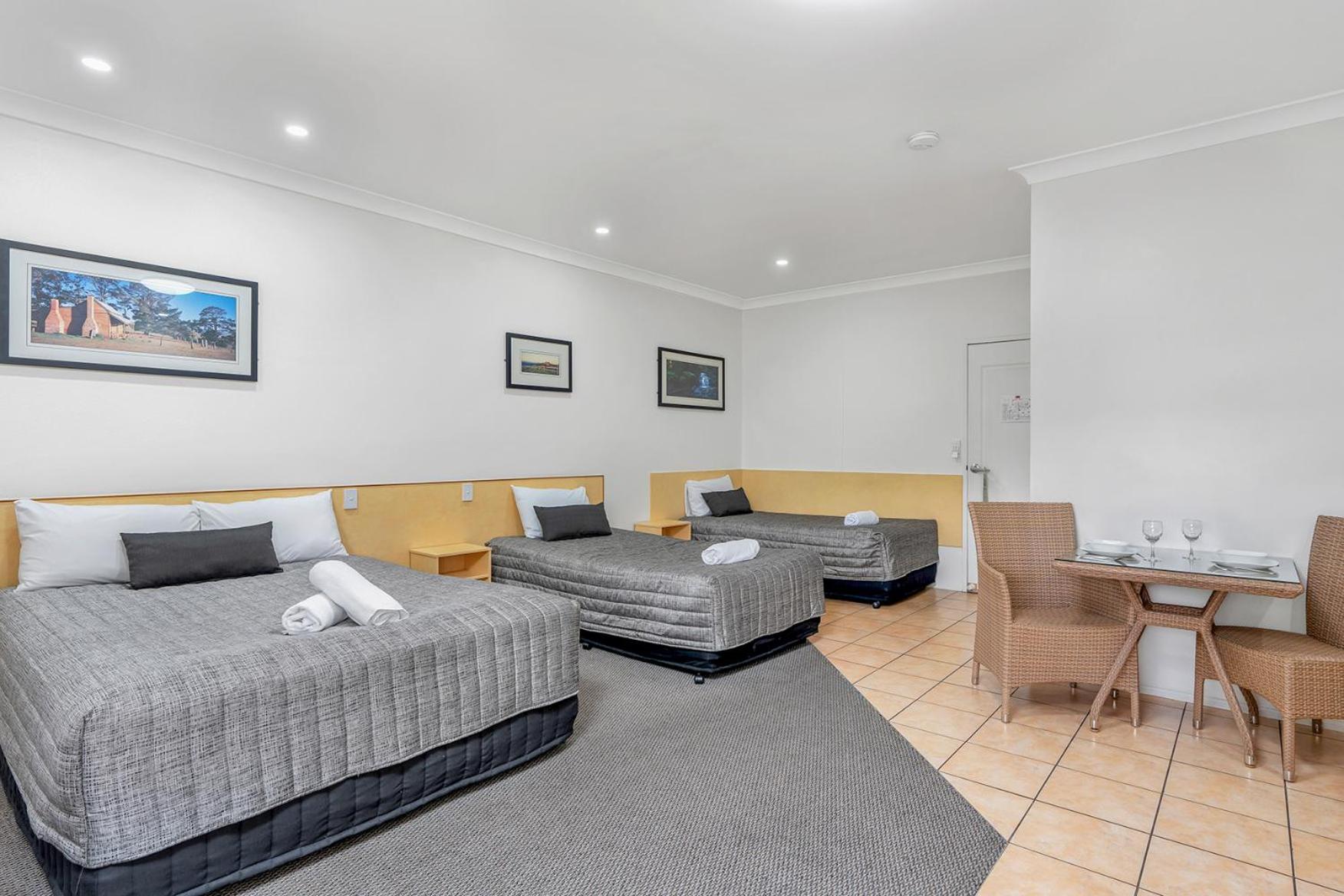 Family Room photo 1