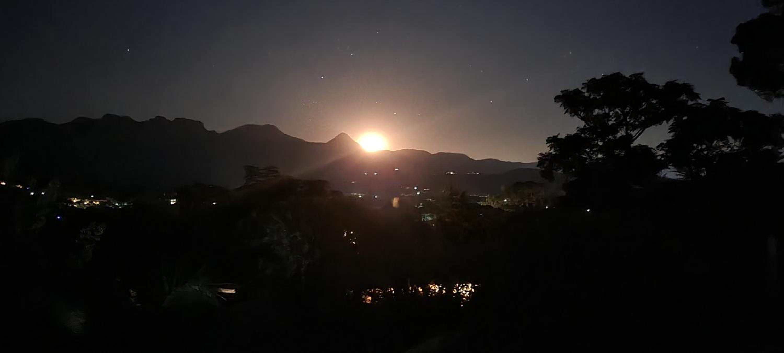 Studio with Mountain View - Photo 13