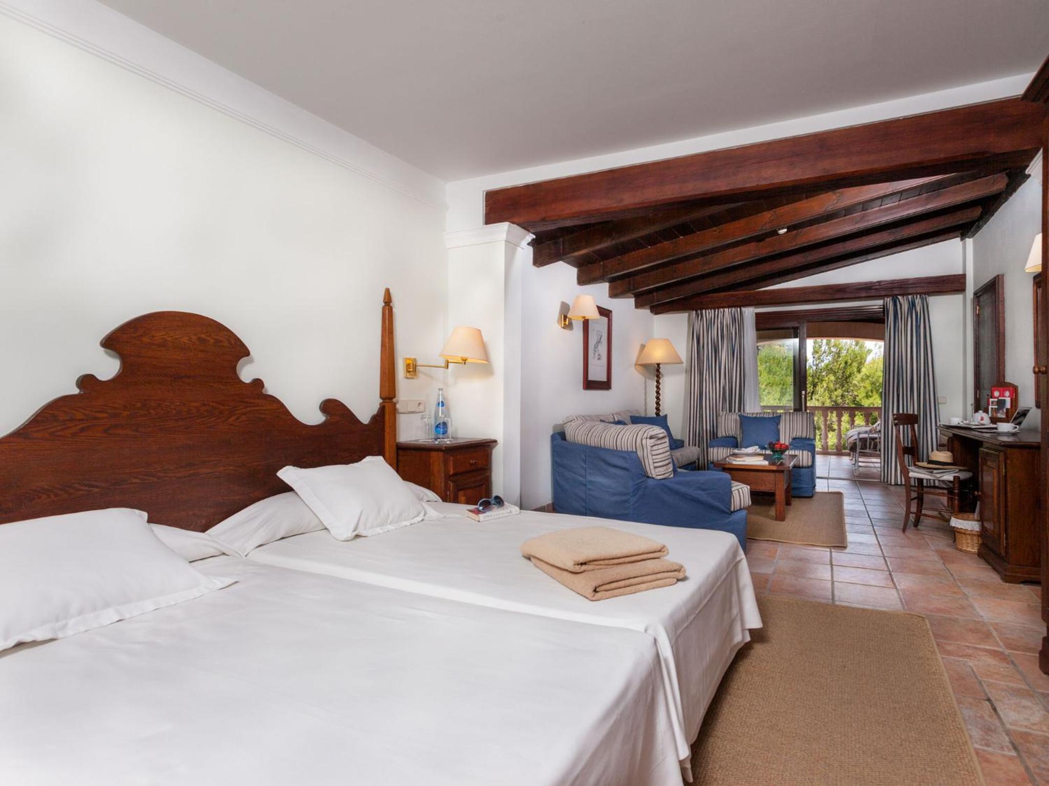Junior Suite with Terrace - Photo 5
