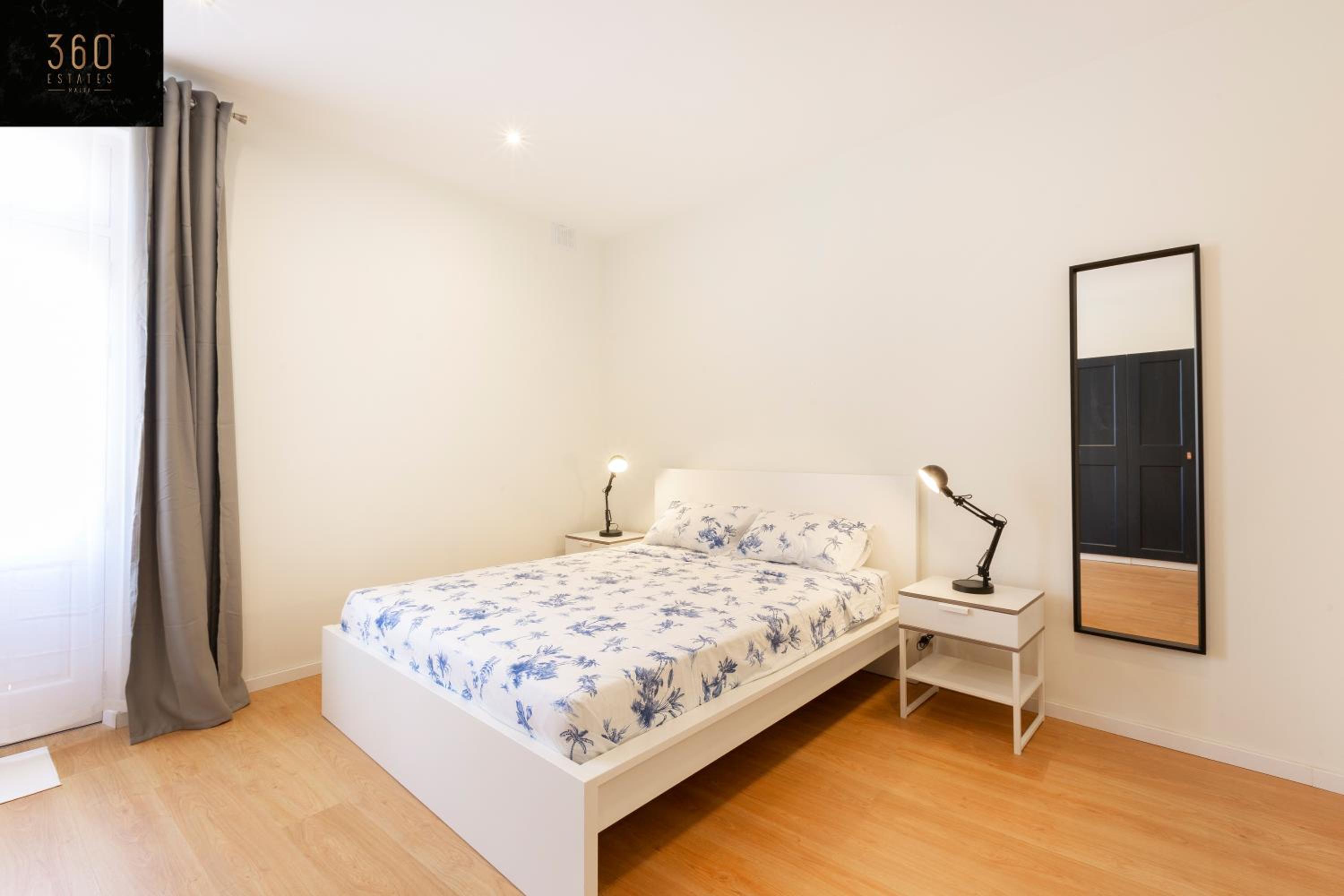 Maisonette photo 1