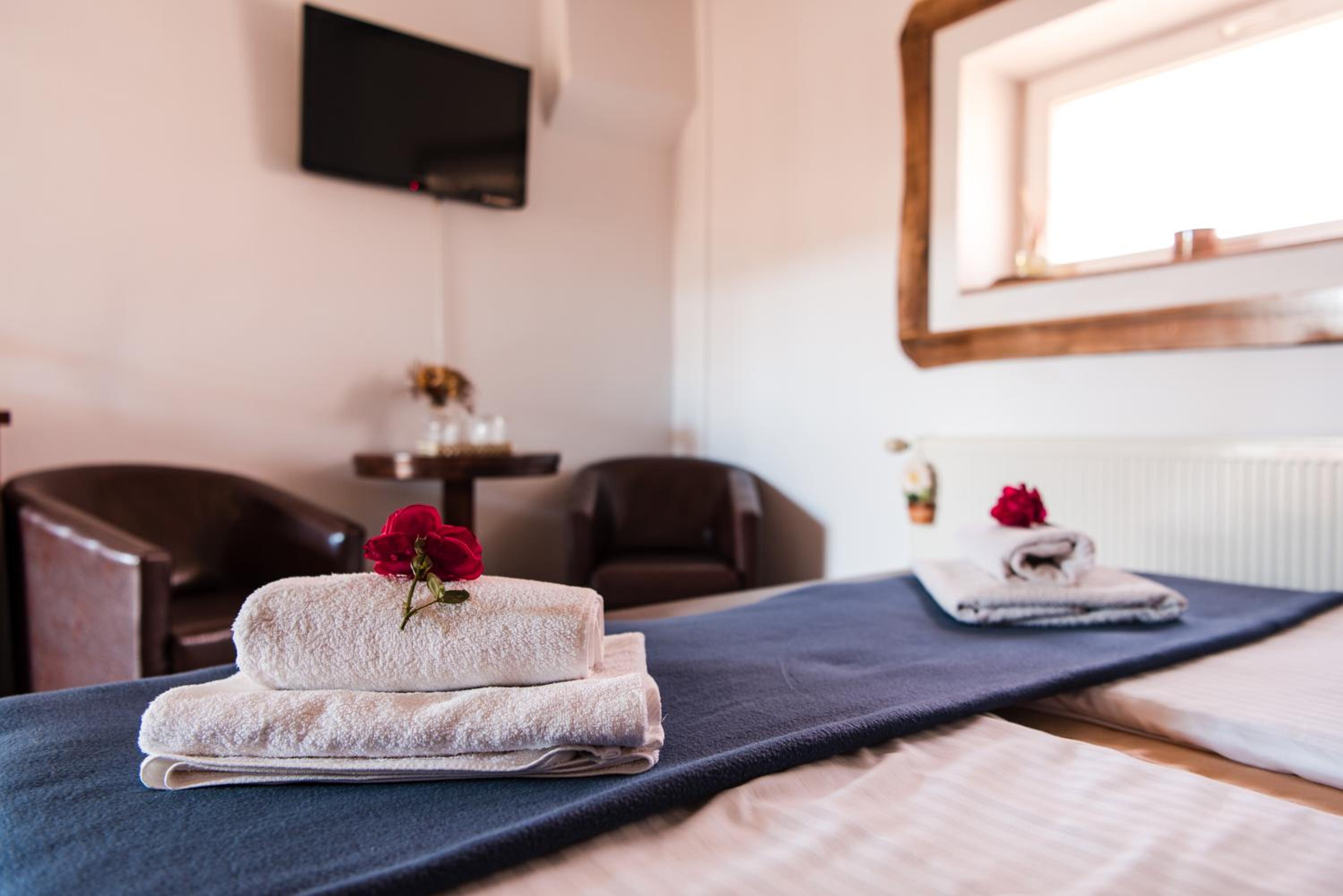Double Room with Private Bathroom photo 2