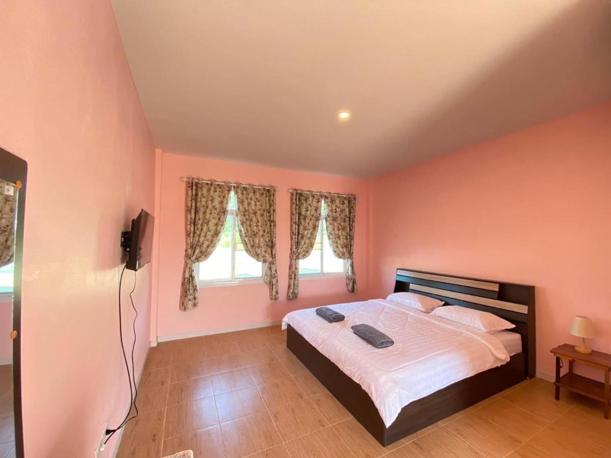 Double or Twin Room with Private Bathroom - Photo 1