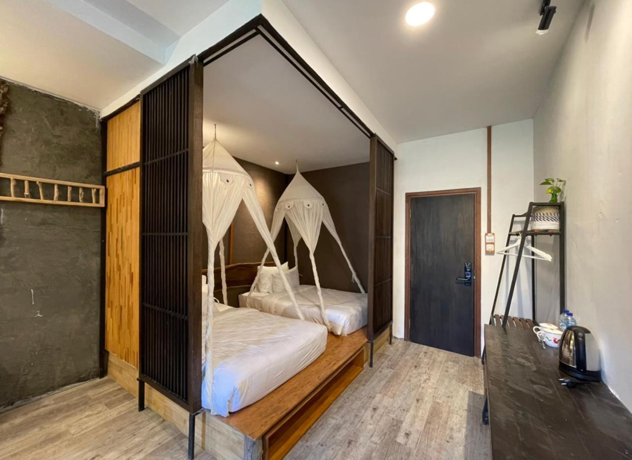 Deluxe Twin Room photo 3