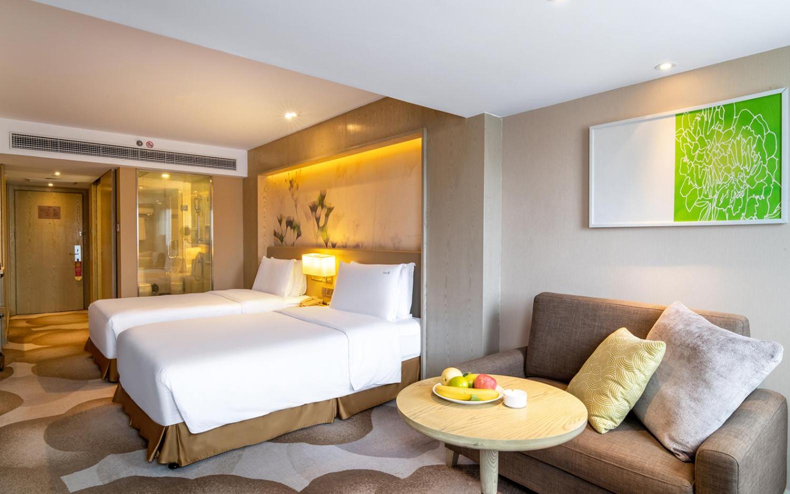 Premium Twin Room - Photo 2