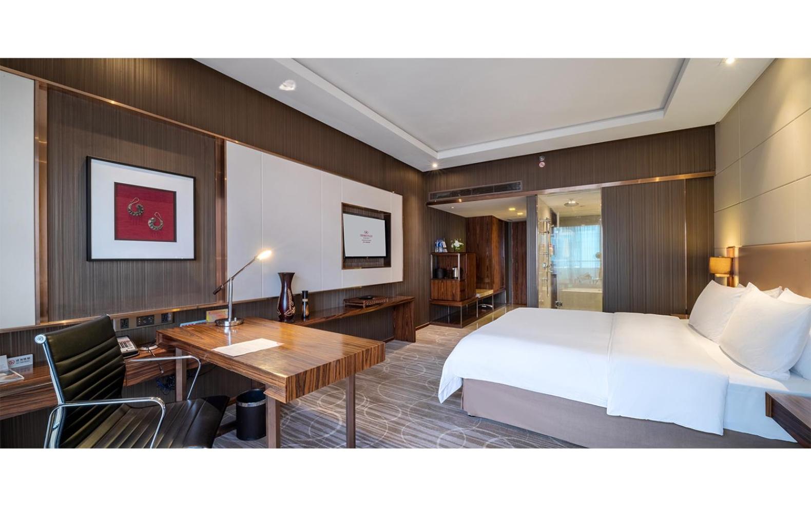 Premium King Room - Lounge Access photo 1