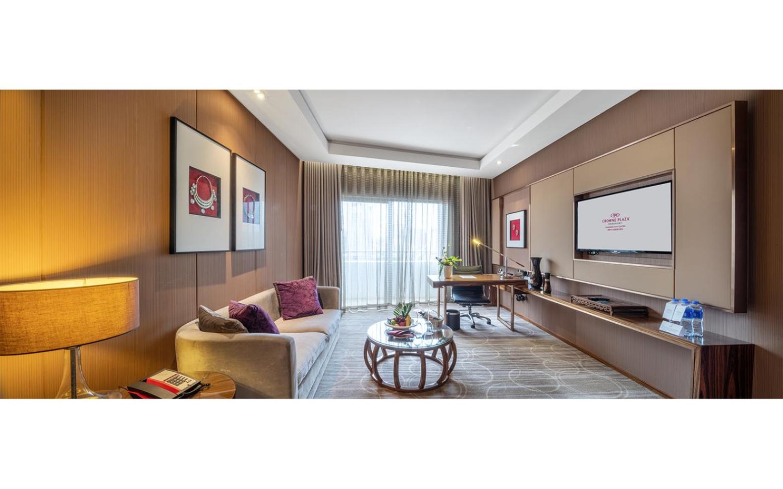 Suite photo 1