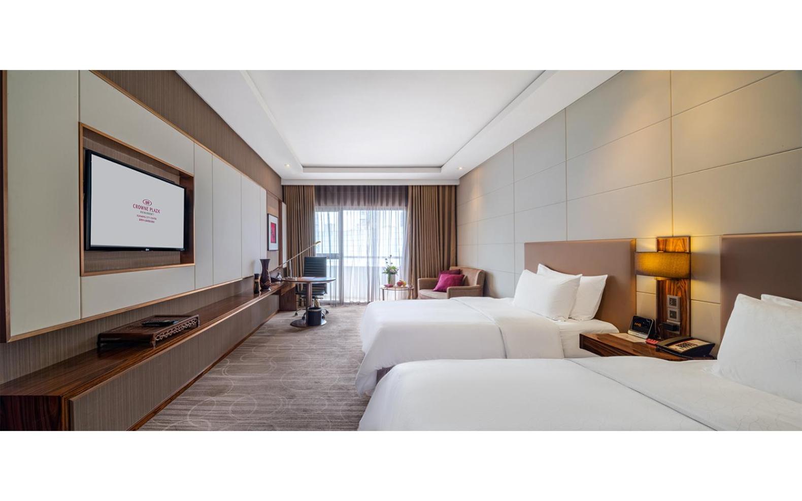 Standard Twin Room with Two Twin Beds photo 3