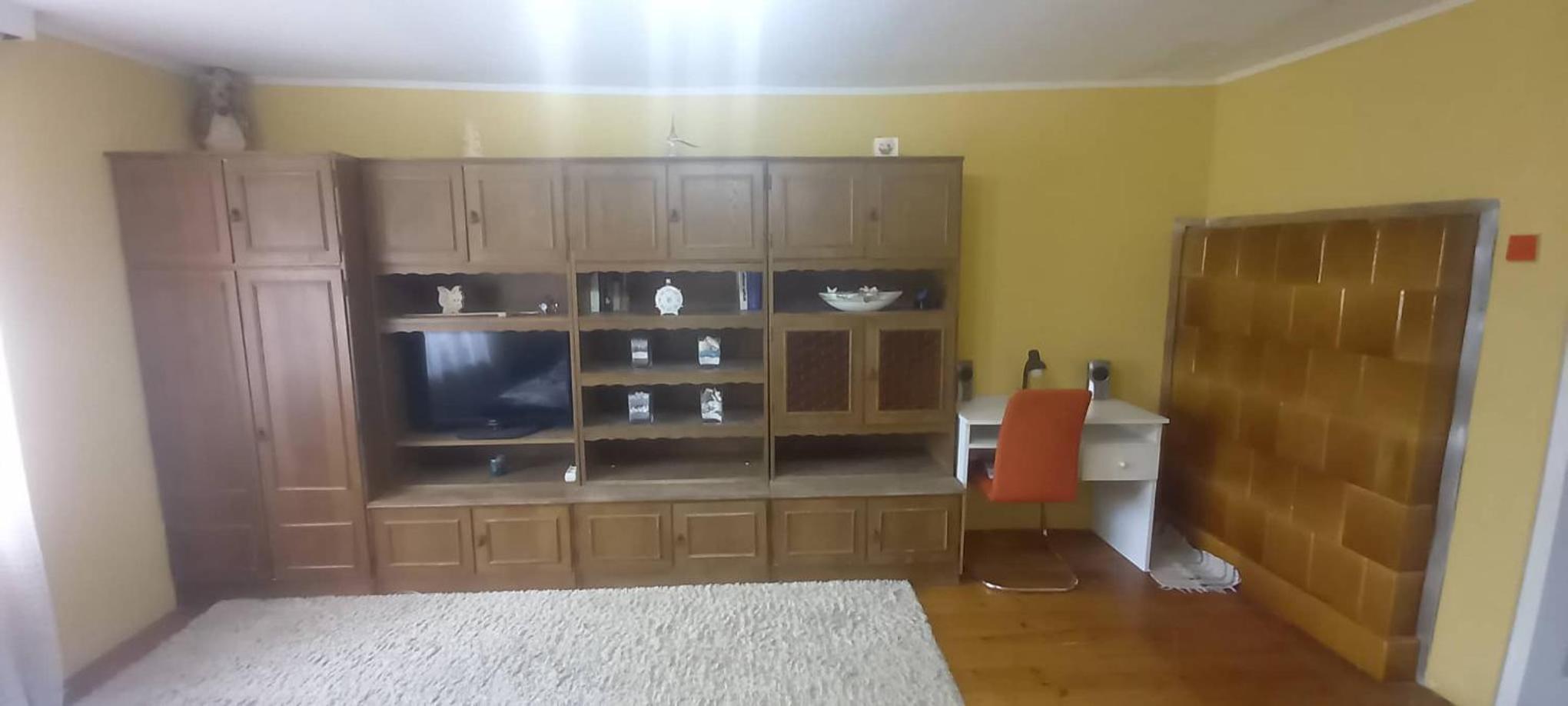 One-Bedroom Apartment - Photo 7