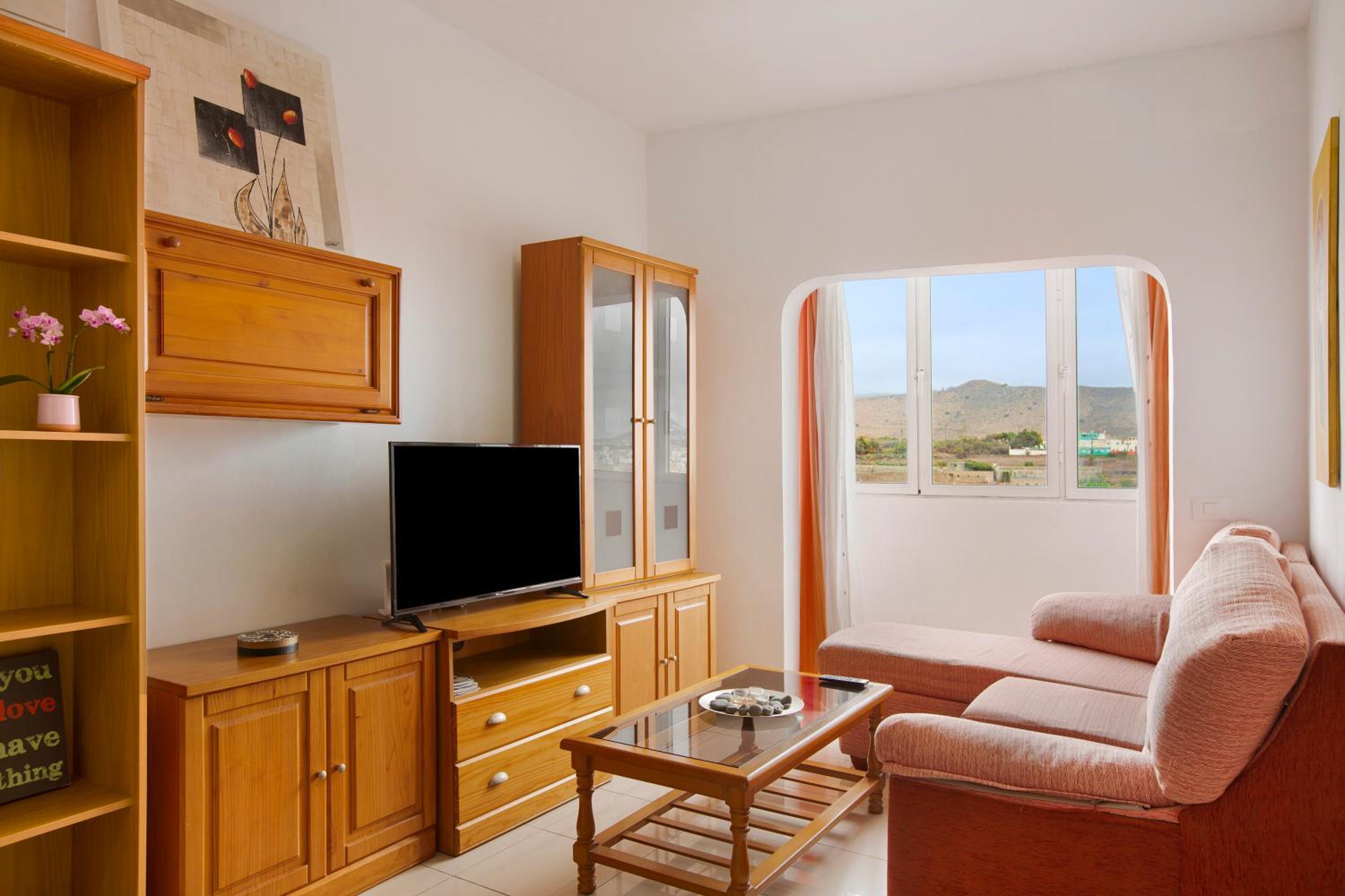 Apartamento de un dormitorio superior con balcón