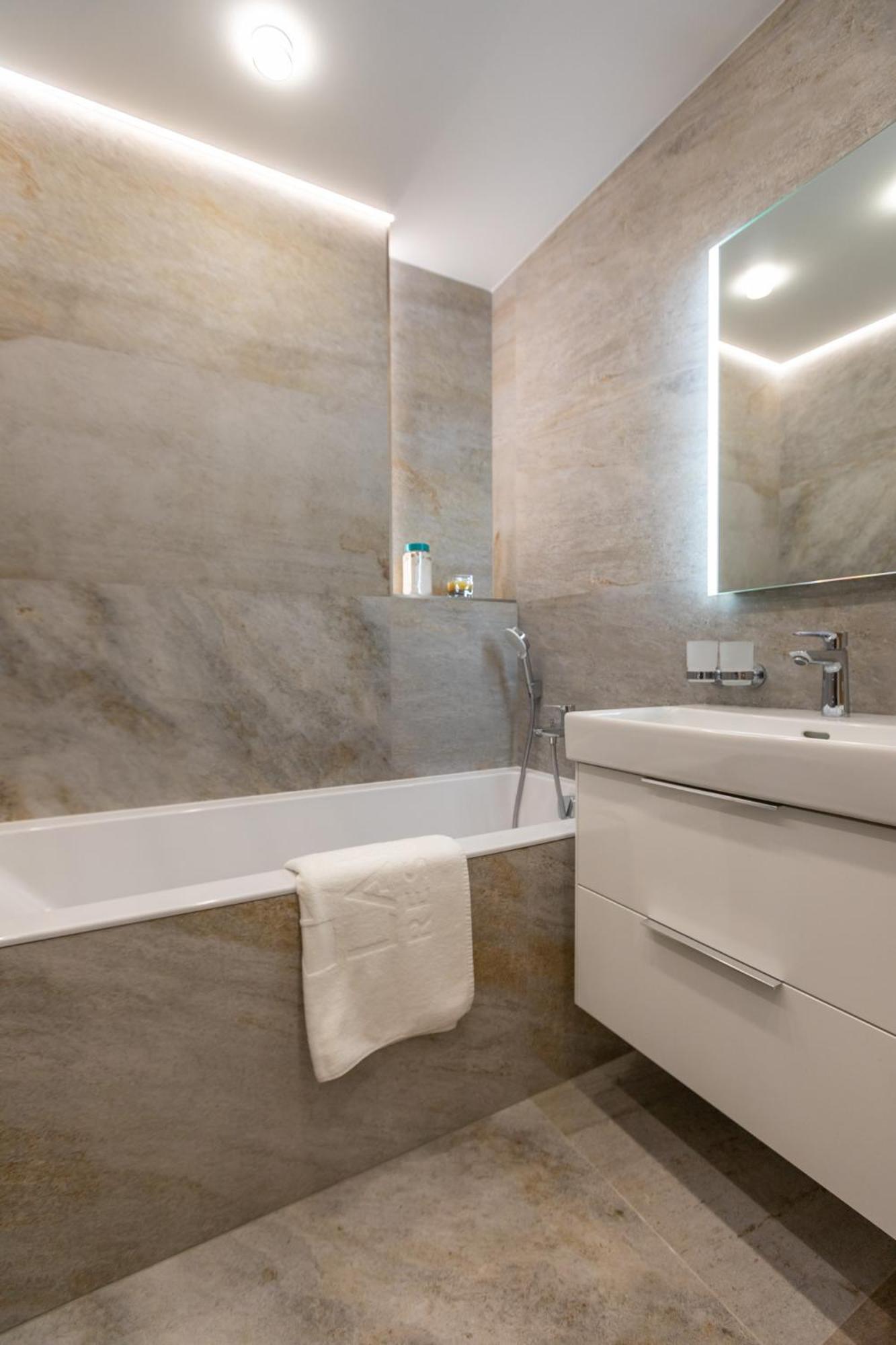 Two-Bedroom Apartment - Photo 17