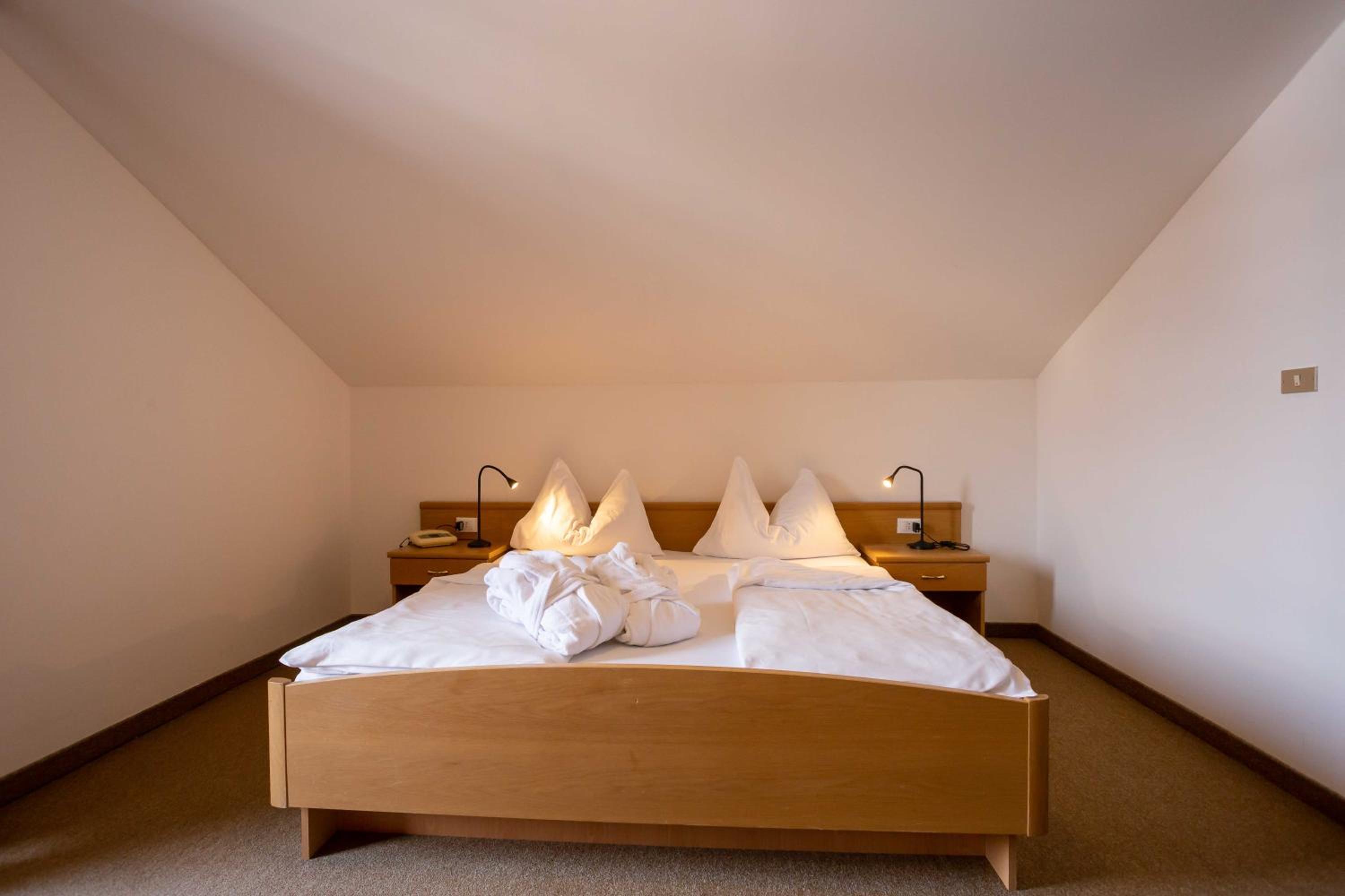 Economy Double Or Twin Room