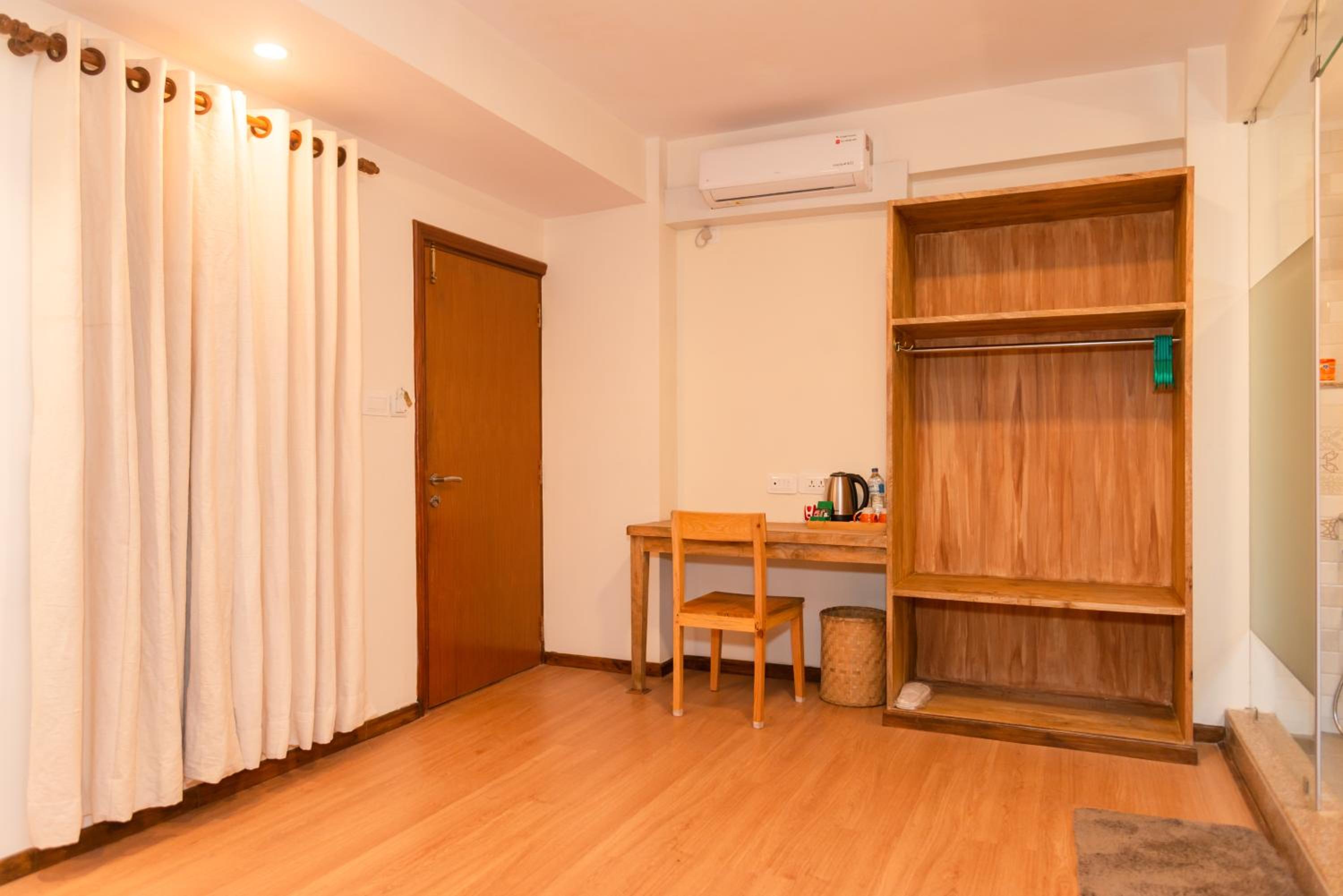 Standard Deluxe Room photo 2