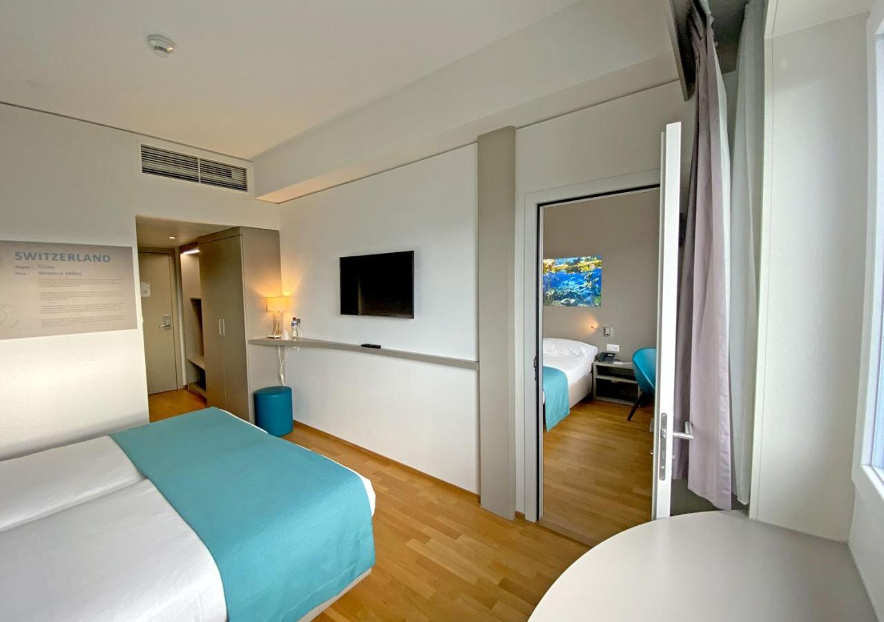 Family - Two Connecting Rooms