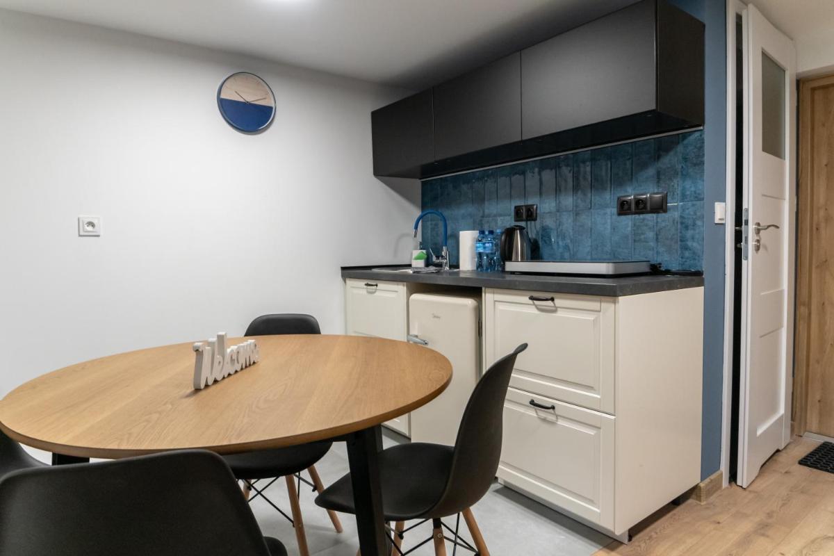 One-Bedroom Apartment - Photo 7