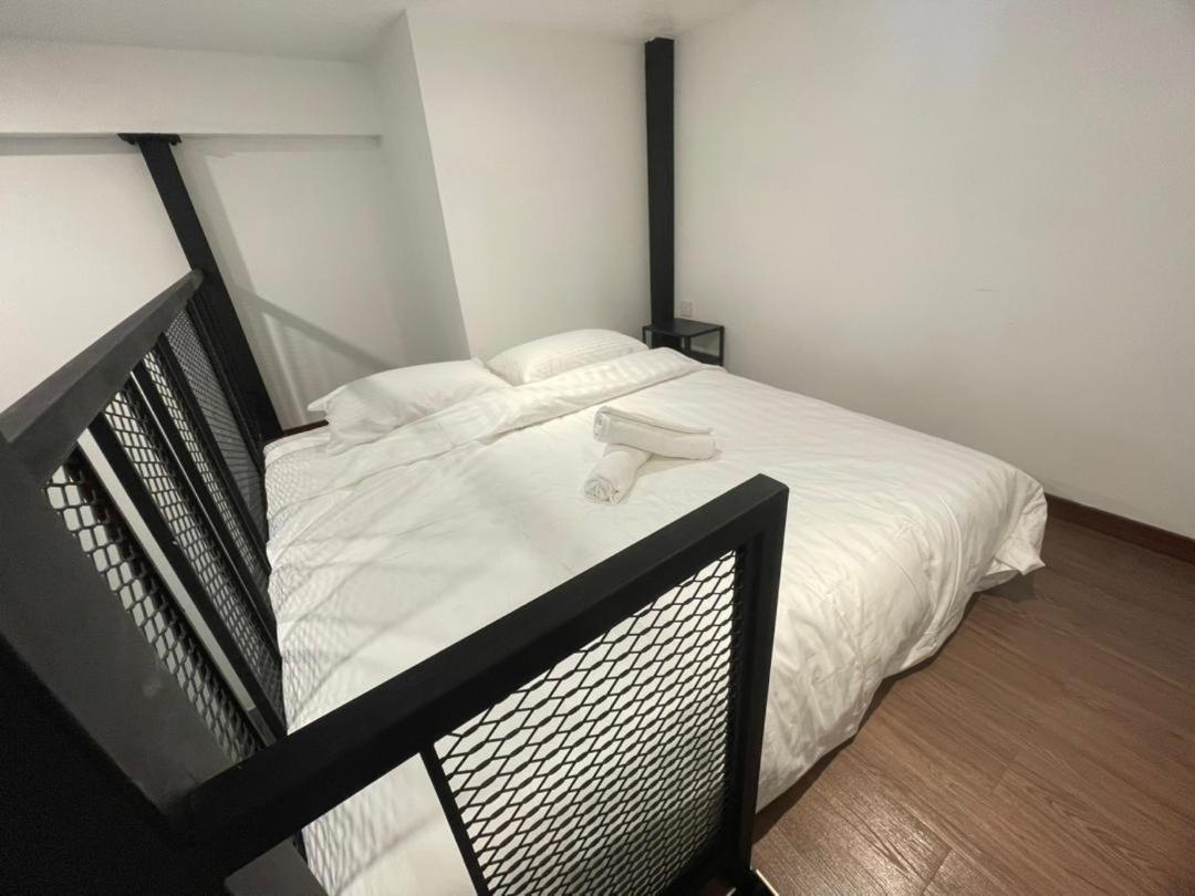 Deluxe Double Room - Photo 16