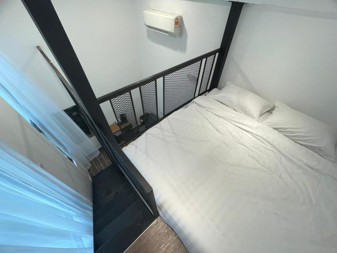 Deluxe Double Room - Photo 21