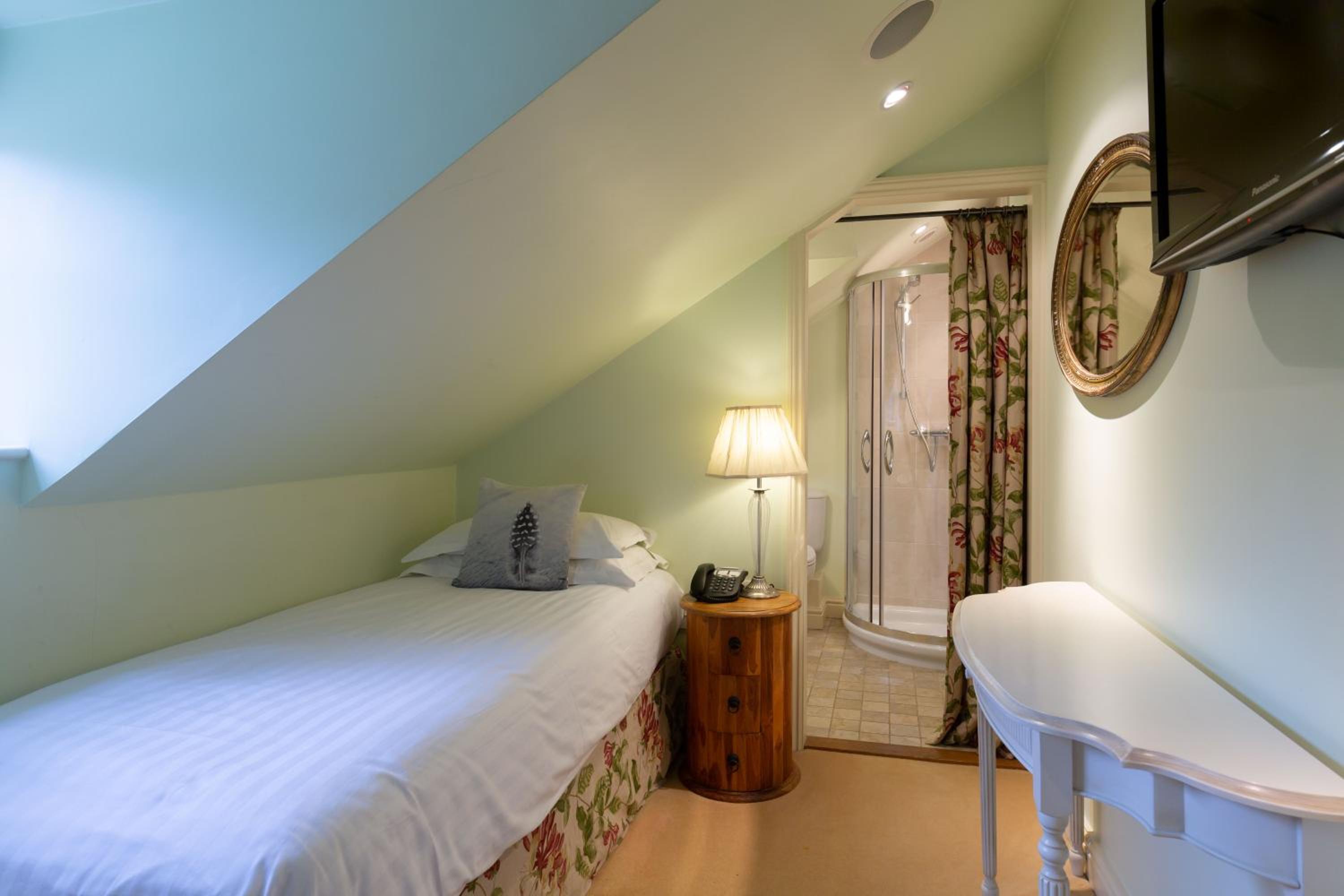 Single Room