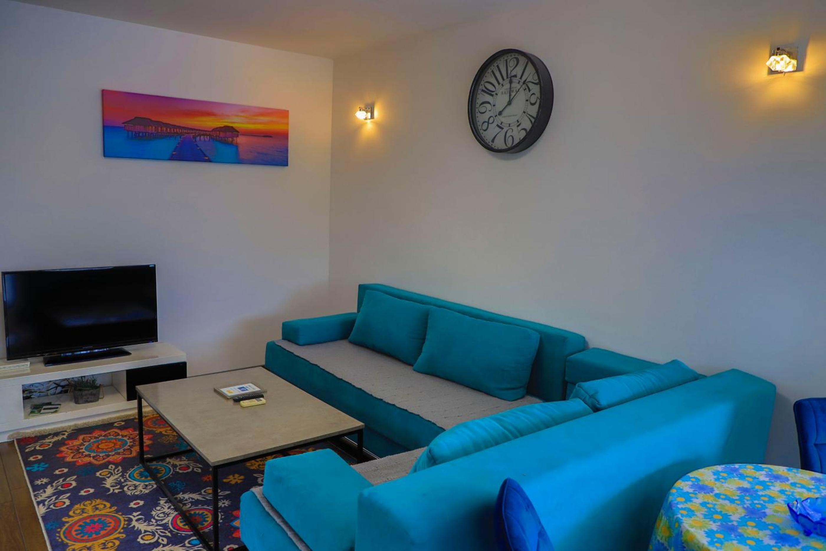 One-Bedroom House photo 1