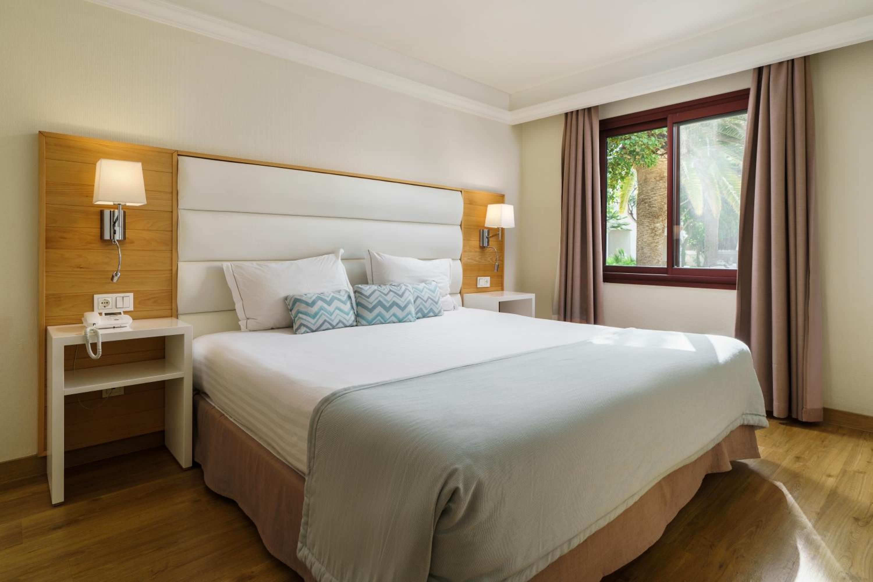 Suite 2 Bedrooms