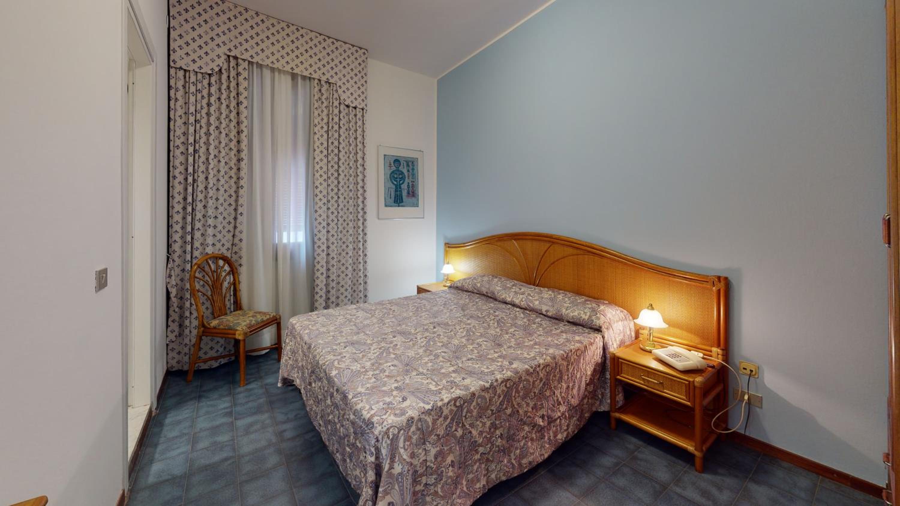 Double Room - Photo 14