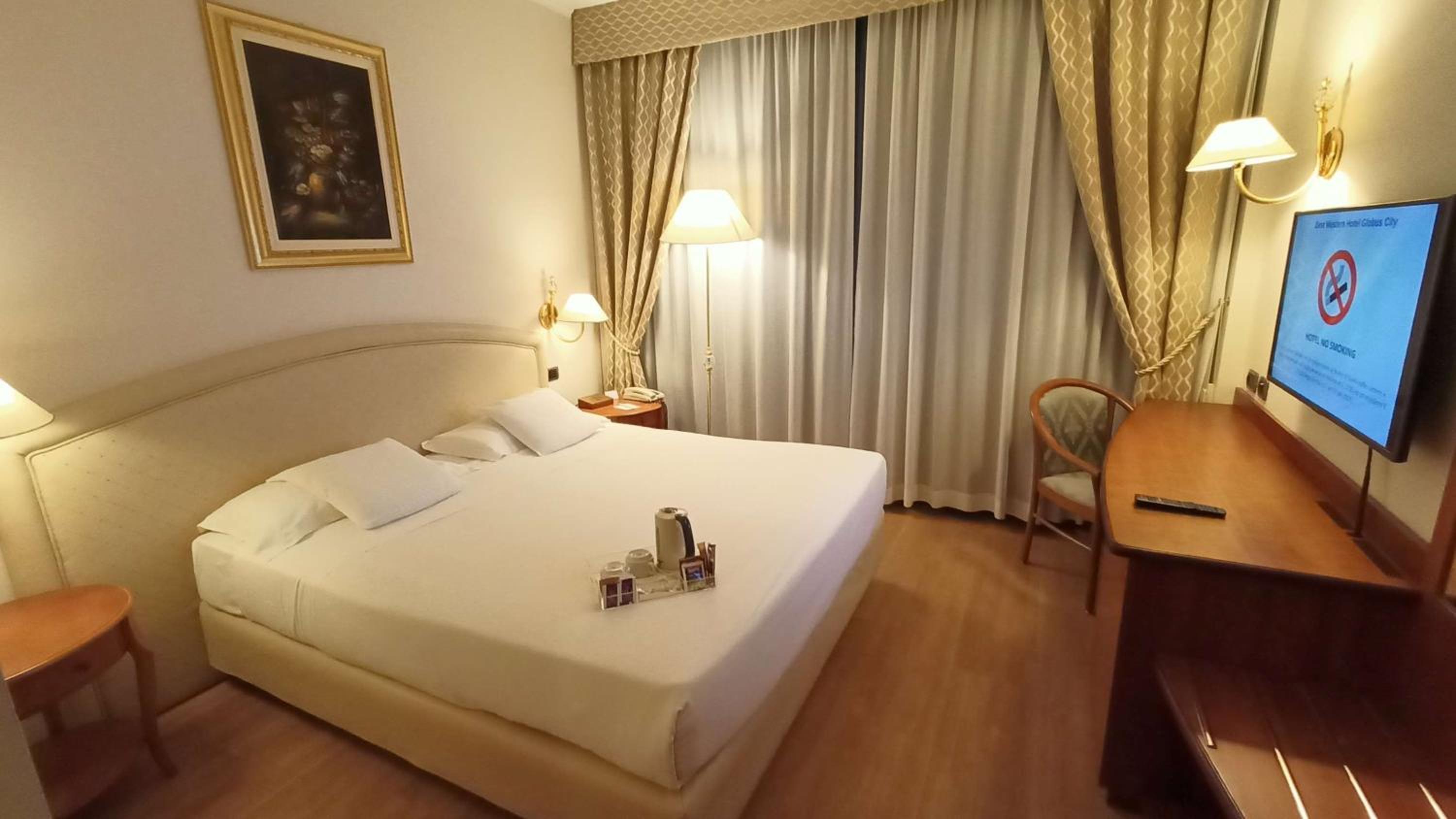 Standard Queen Room - Photo 1