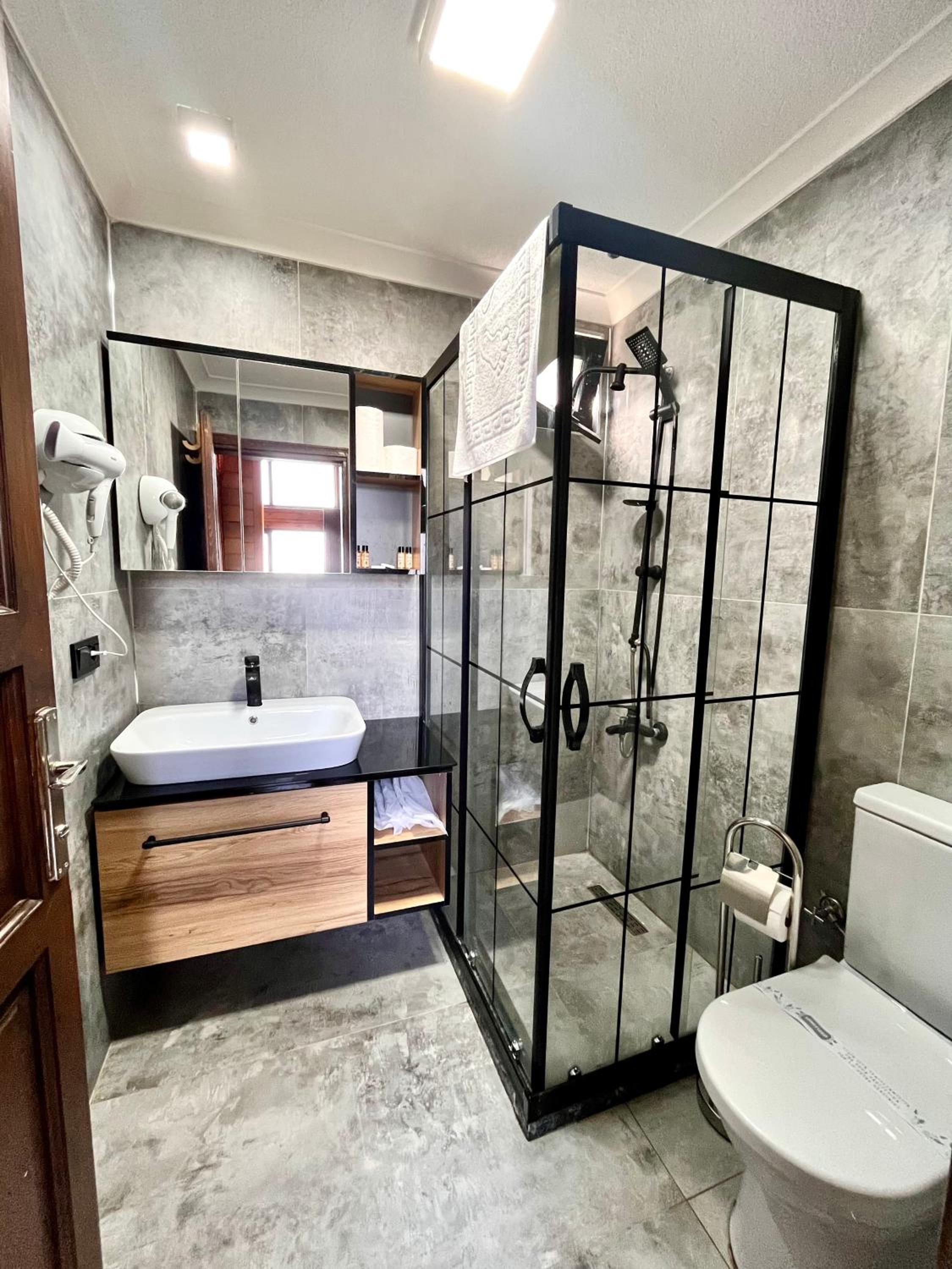 Deluxe Bungalow - Photo 10