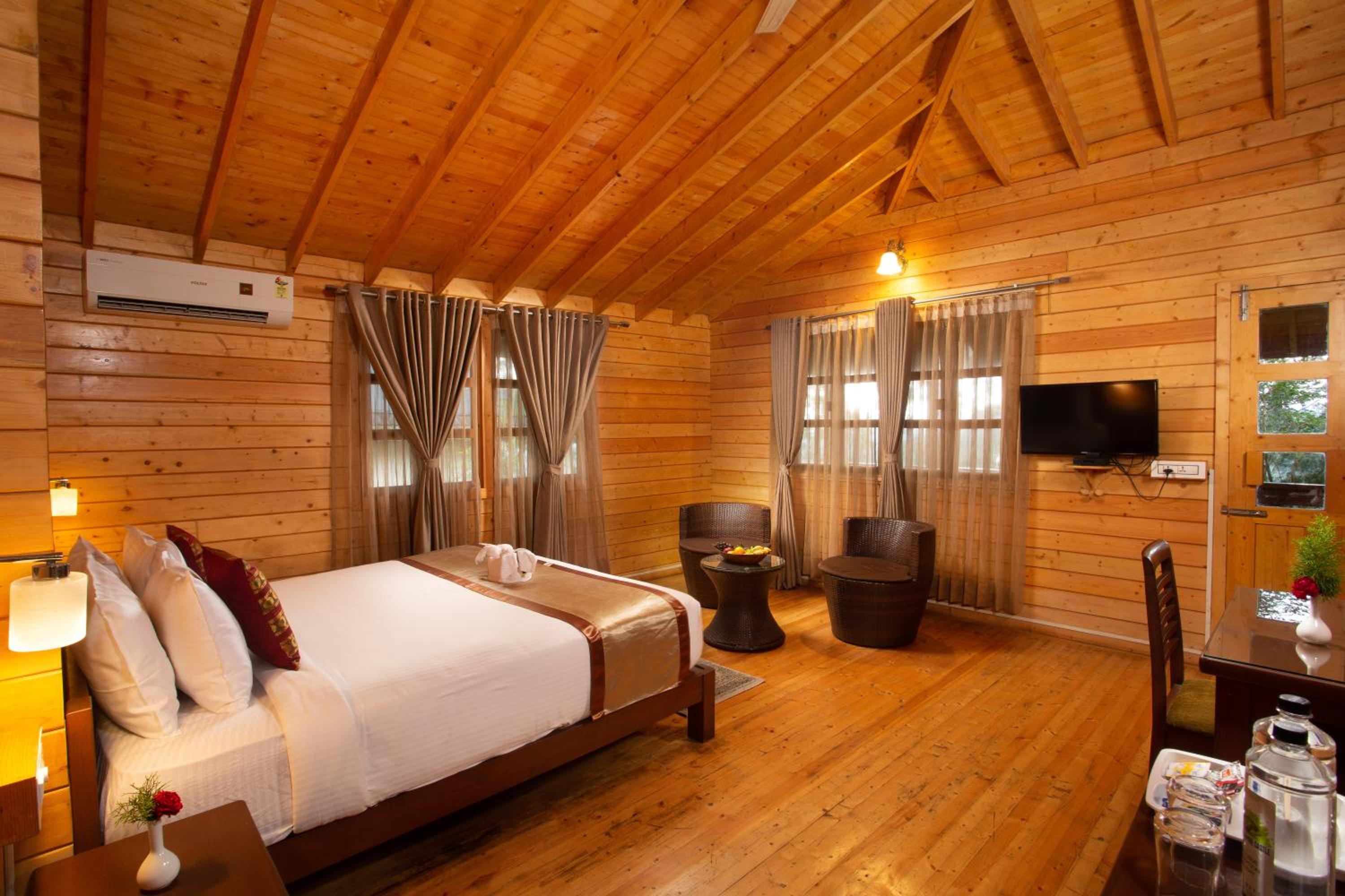 Deluxe Room - Photo 1