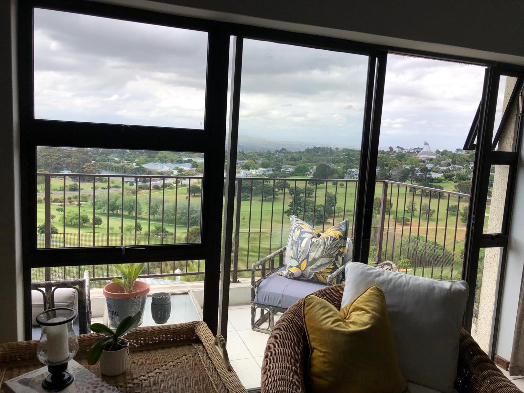 Suite with Mountain View - Photo 5