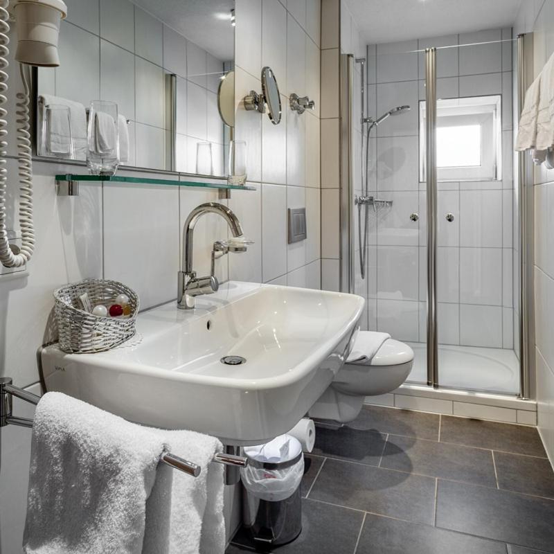 Standard Double Room - Photo 3
