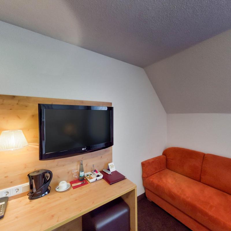 Standard Double Room - Photo 5