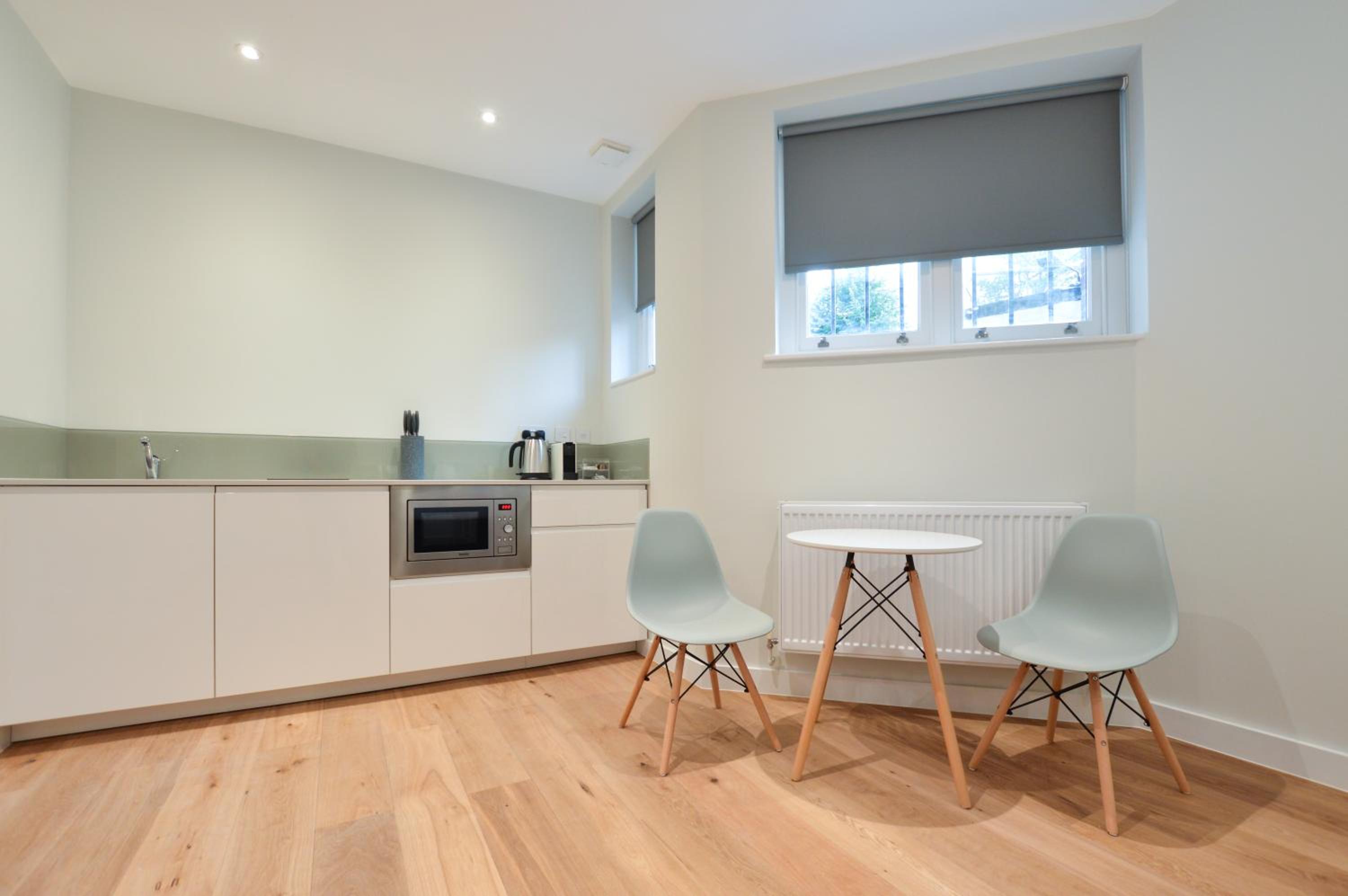 Lower Ground Floor Deluxe Studio photo 2