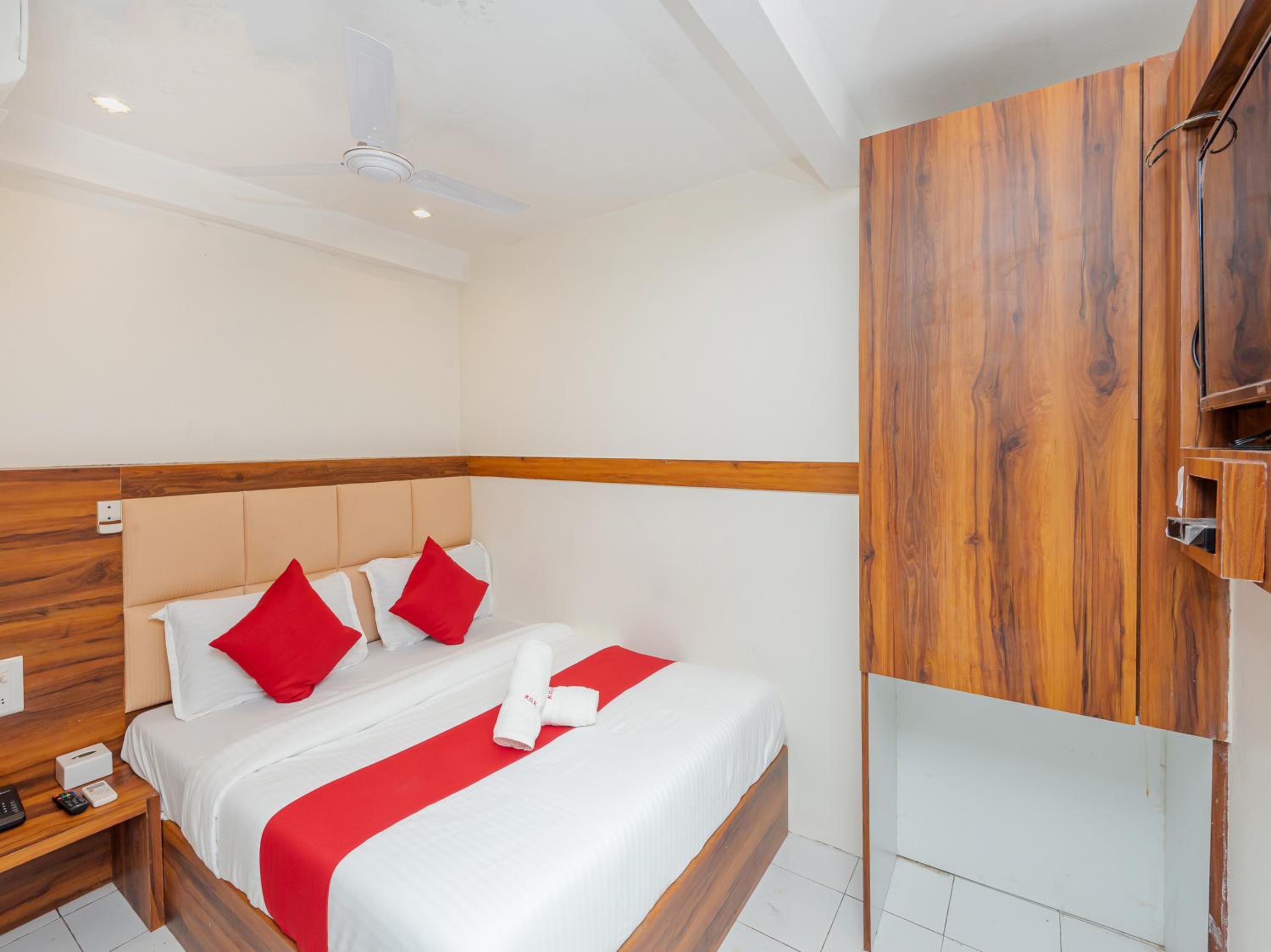 Deluxe Double Room - Photo 1