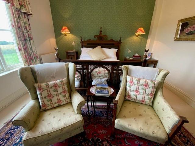 Deluxe King Room photo 3