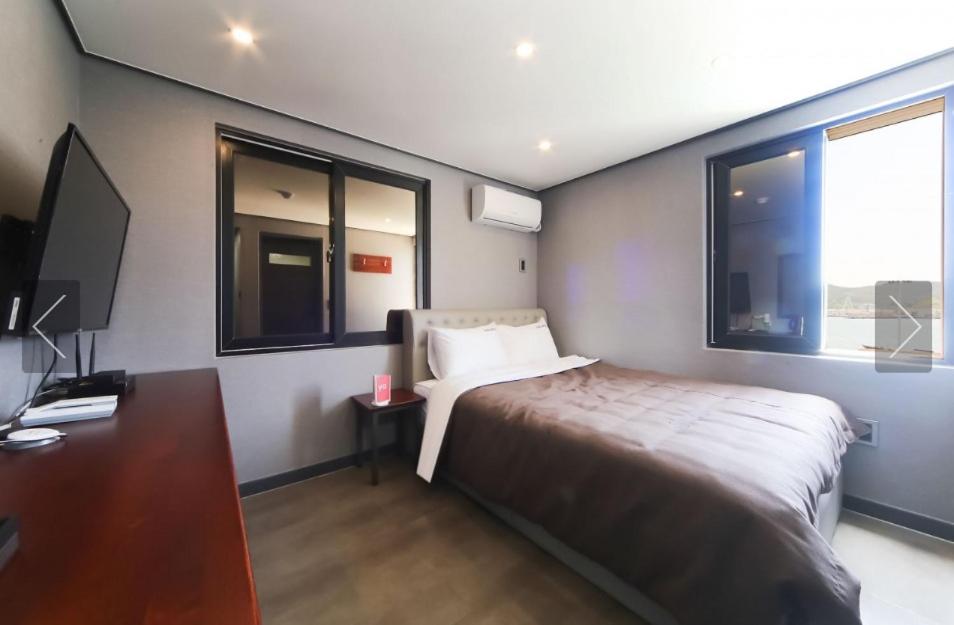 Standard Double Room - Photo 3