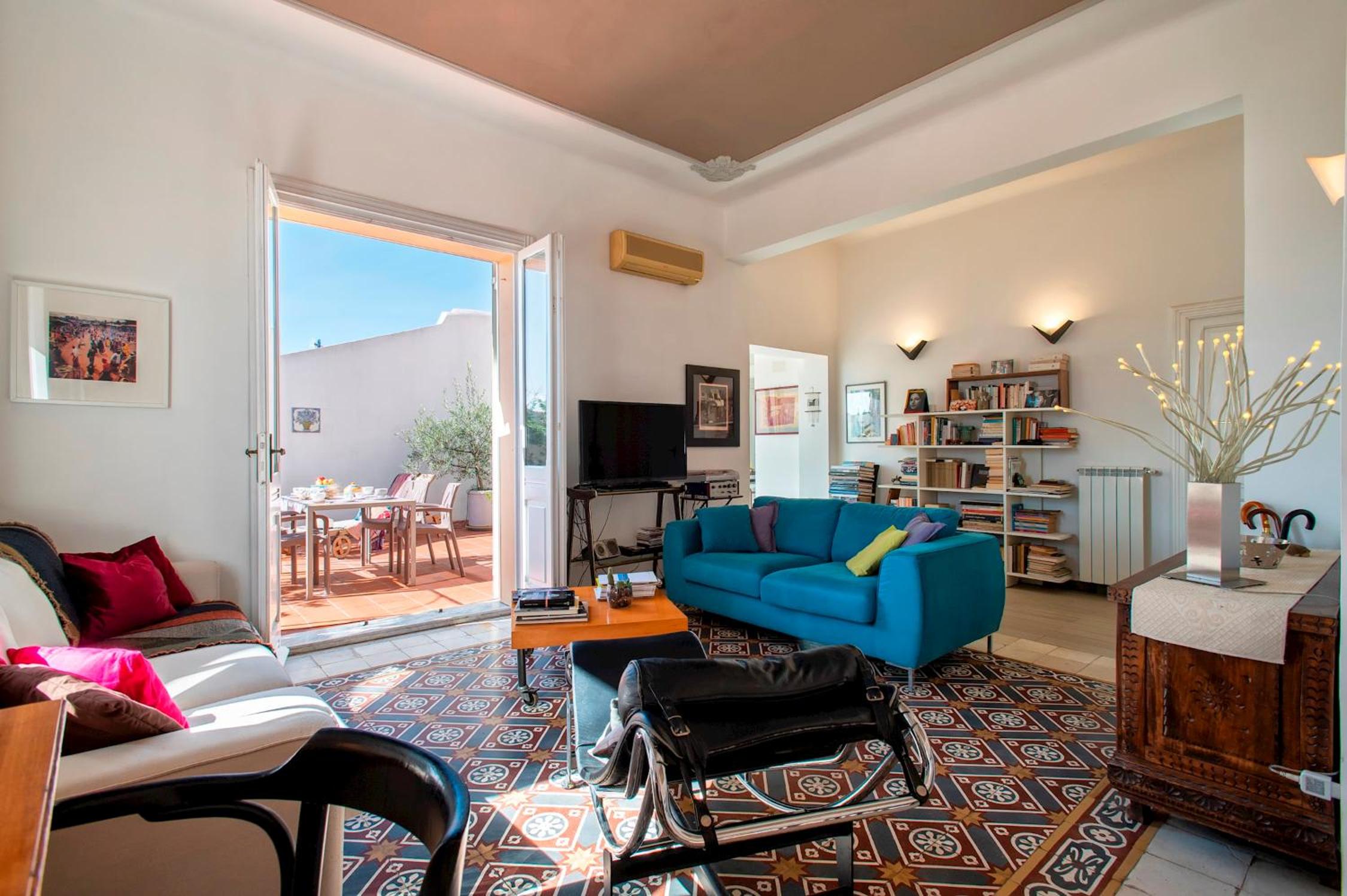 Apartment photo 3
