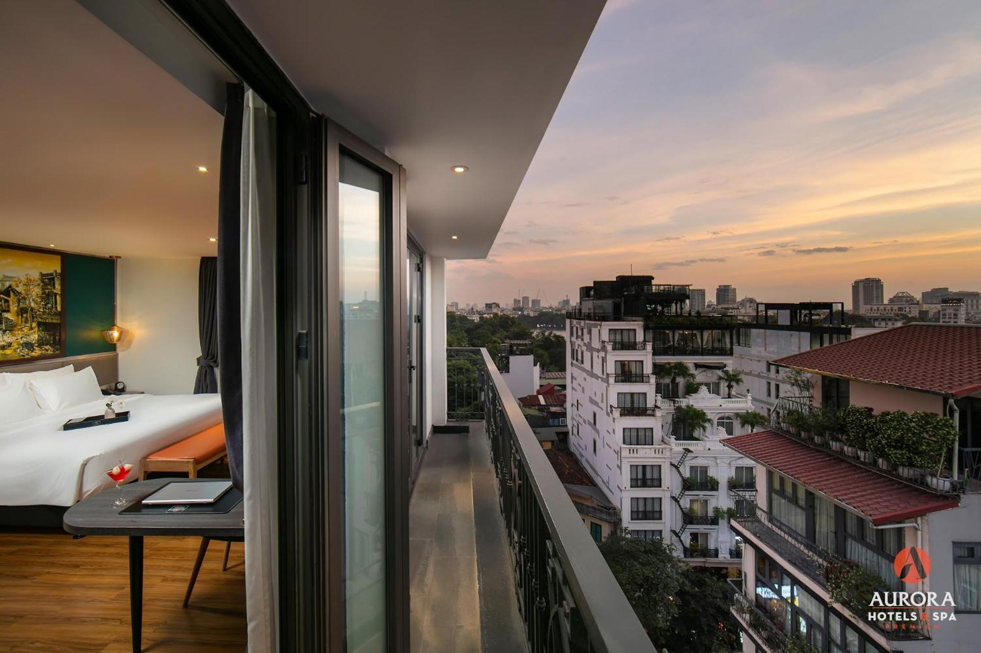 Aurora Suite With Panoramic View photo 3