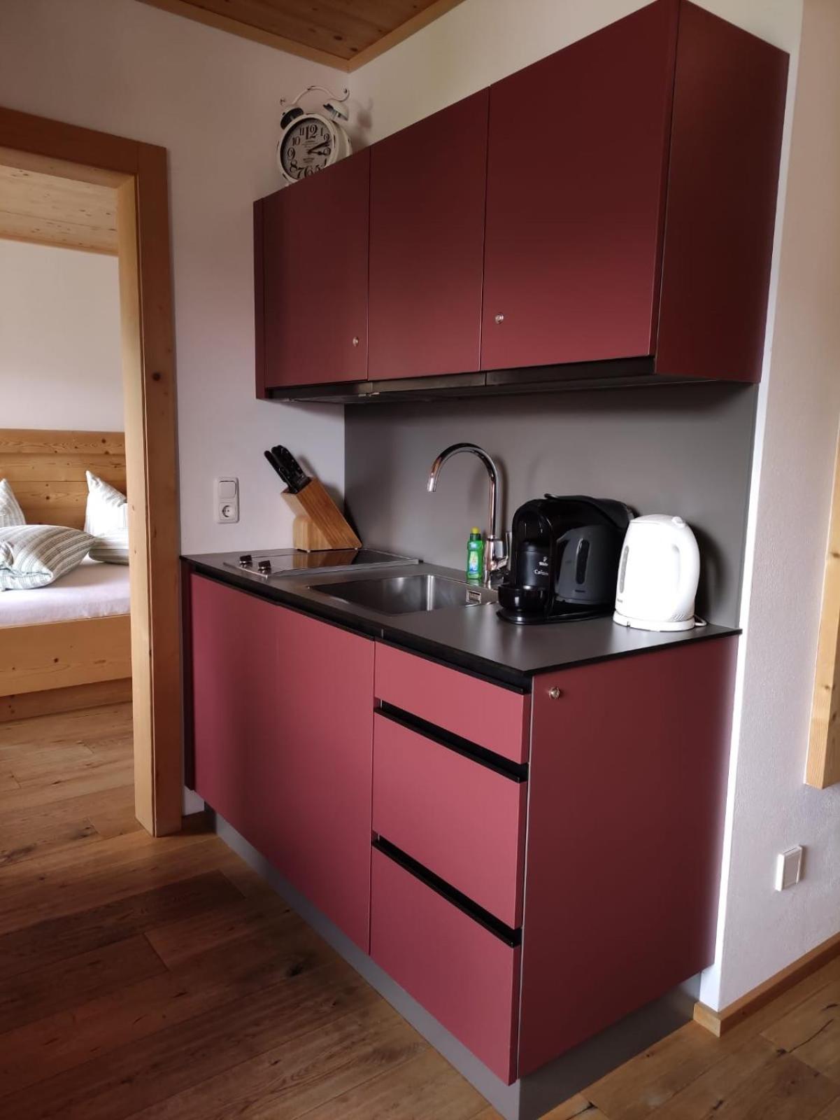 One-Bedroom Apartment with Balcony photo 3
