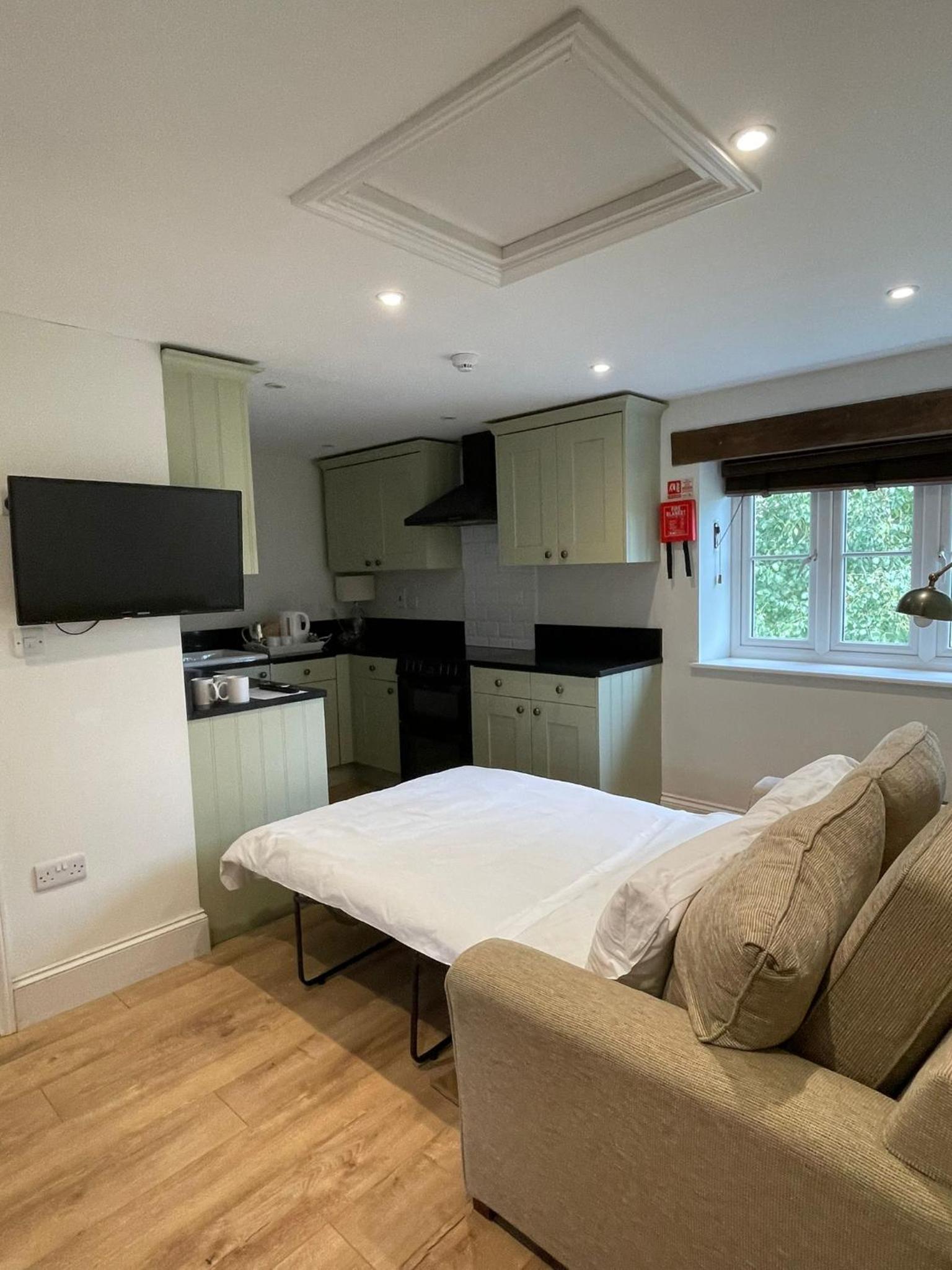 Family Room - Photo 4