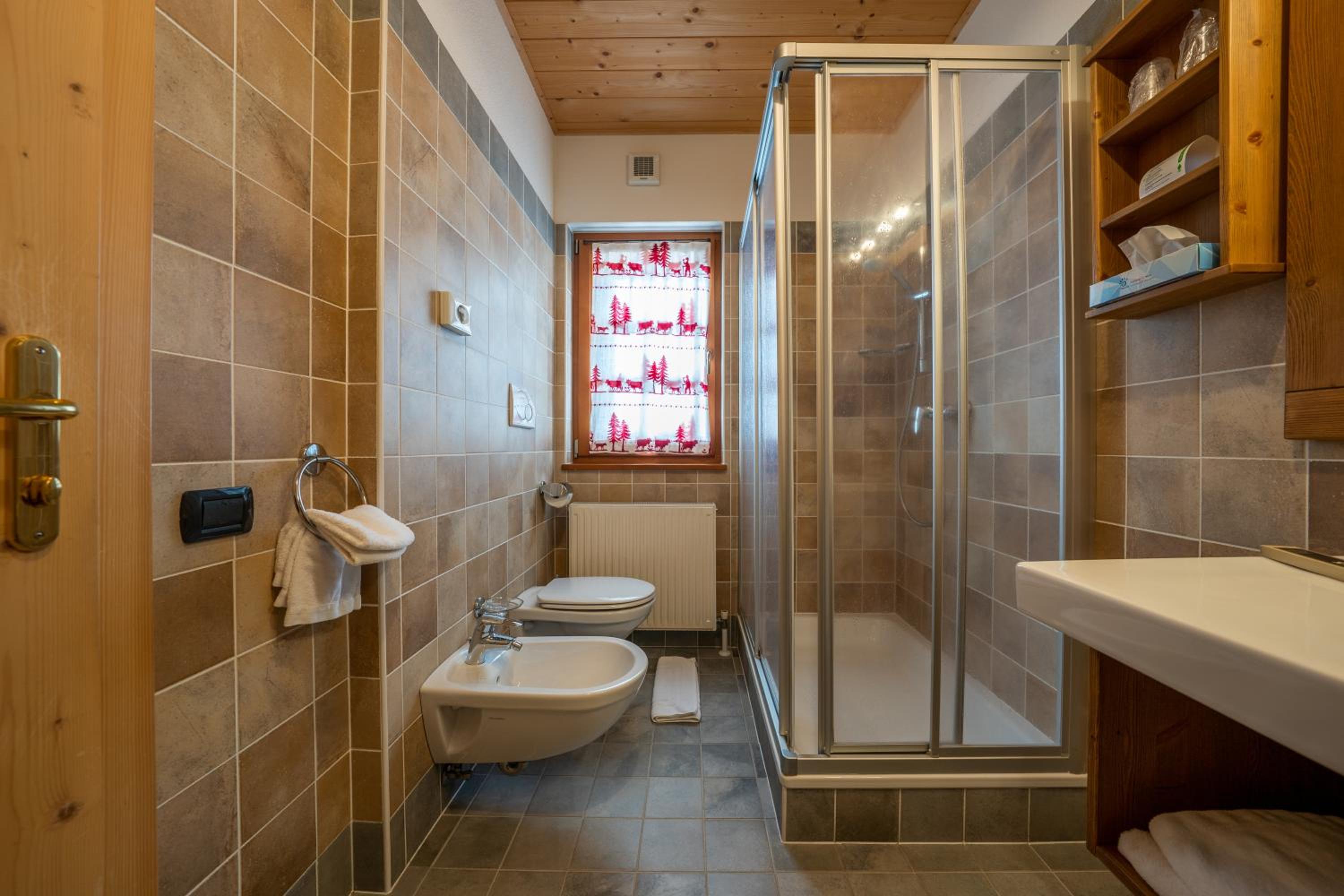 Junior Suite - Photo 12