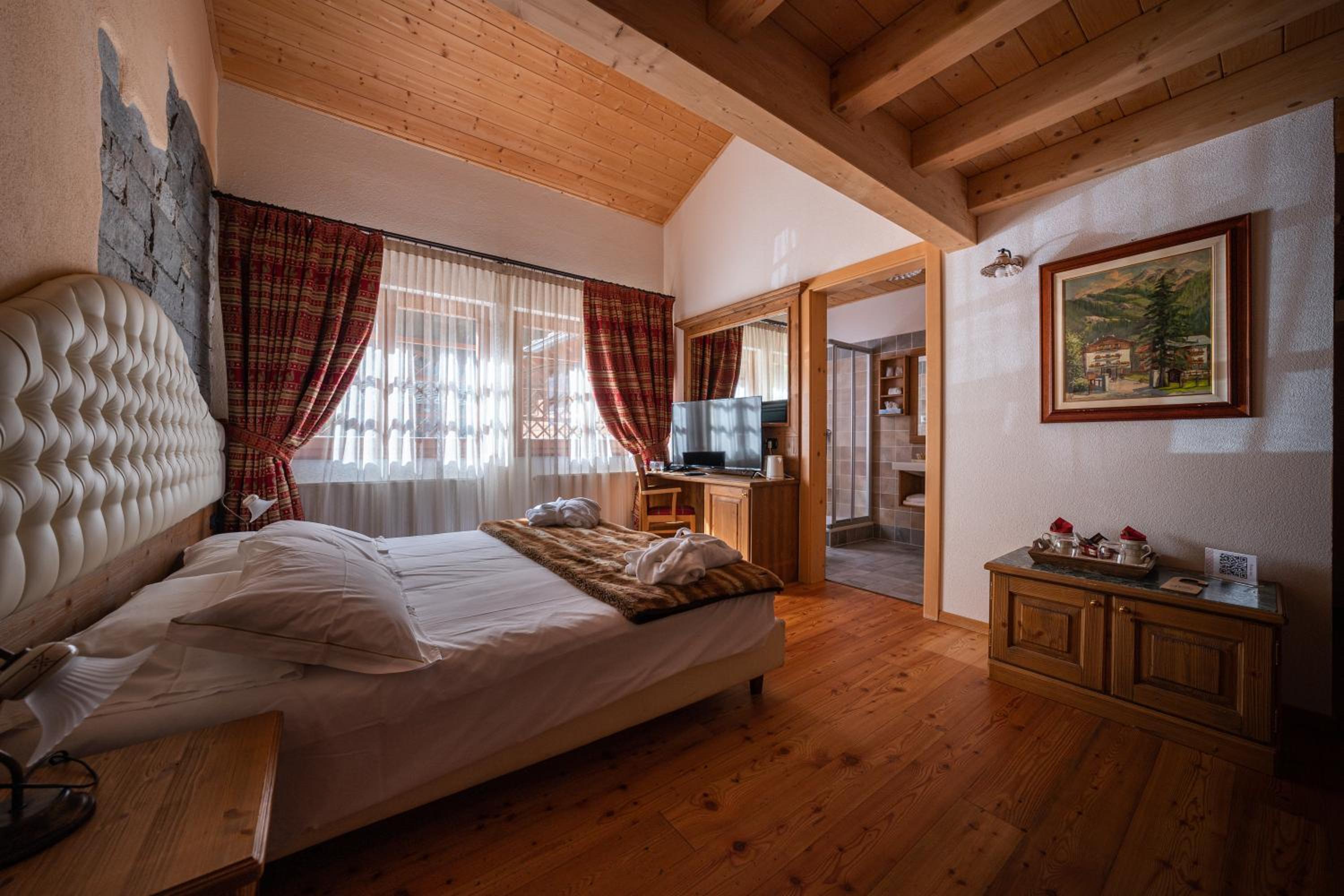 Junior Suite - Photo 11