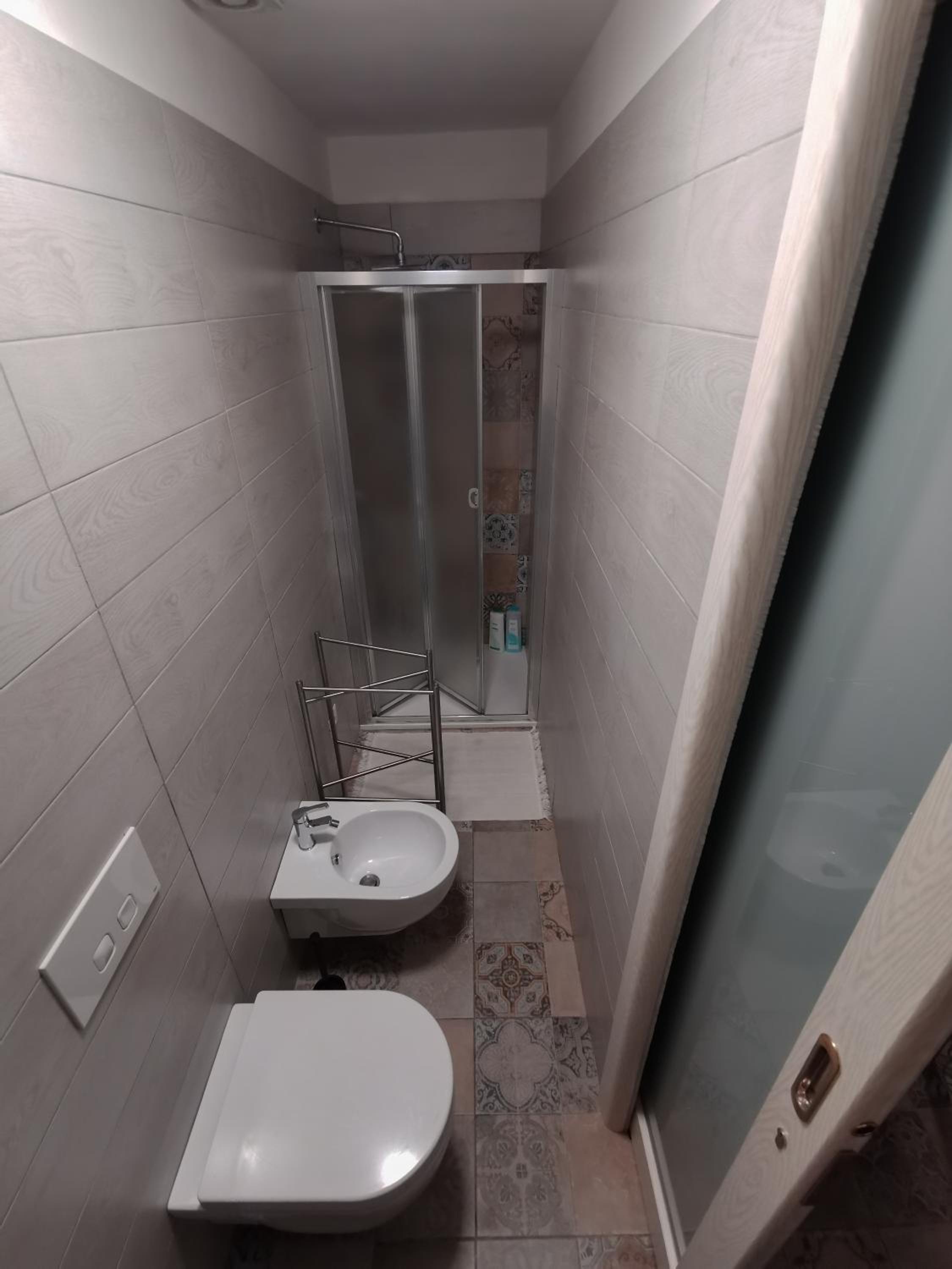 Two-Bedroom Apartment - Photo 29