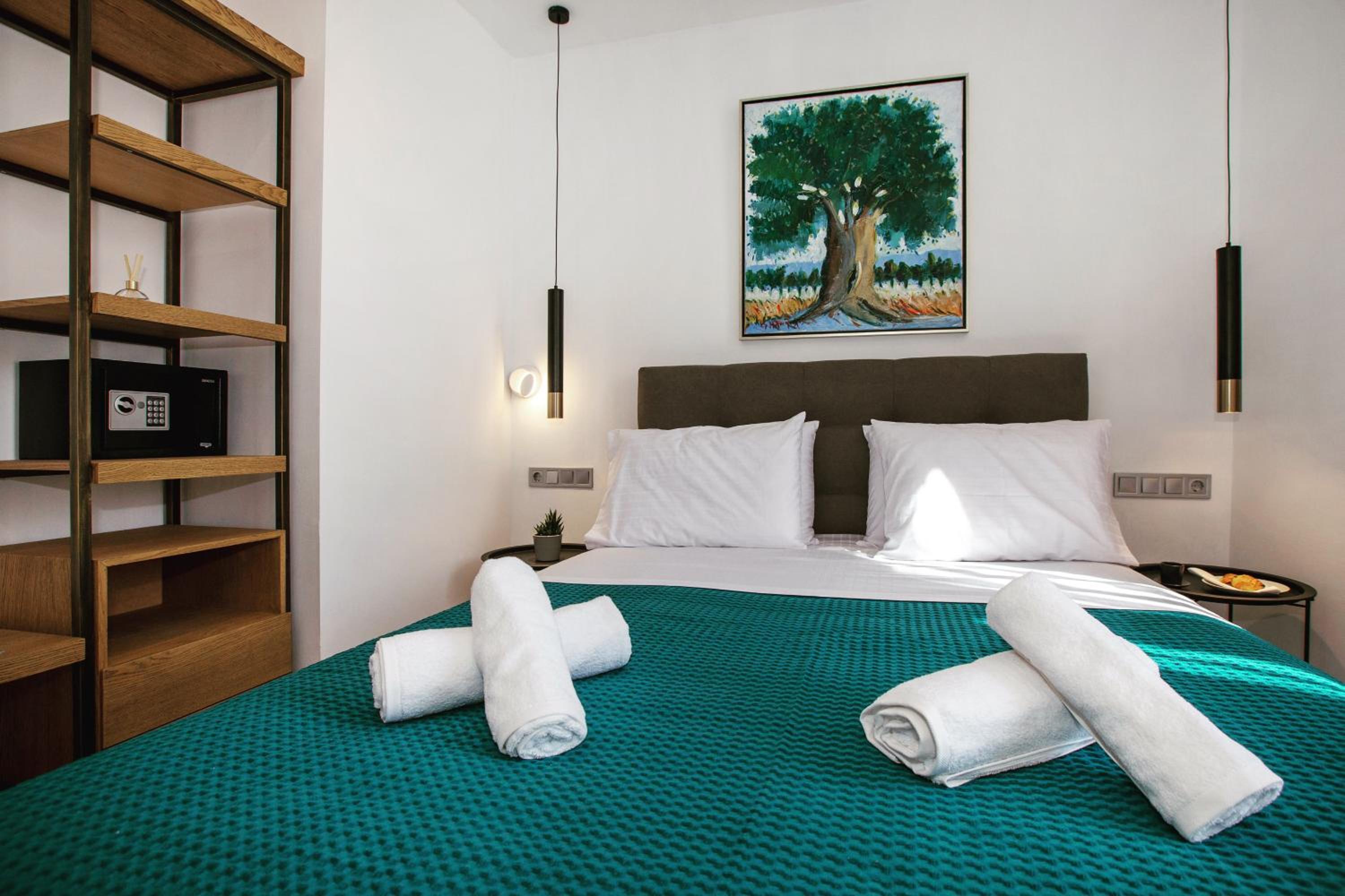 Deluxe Suite