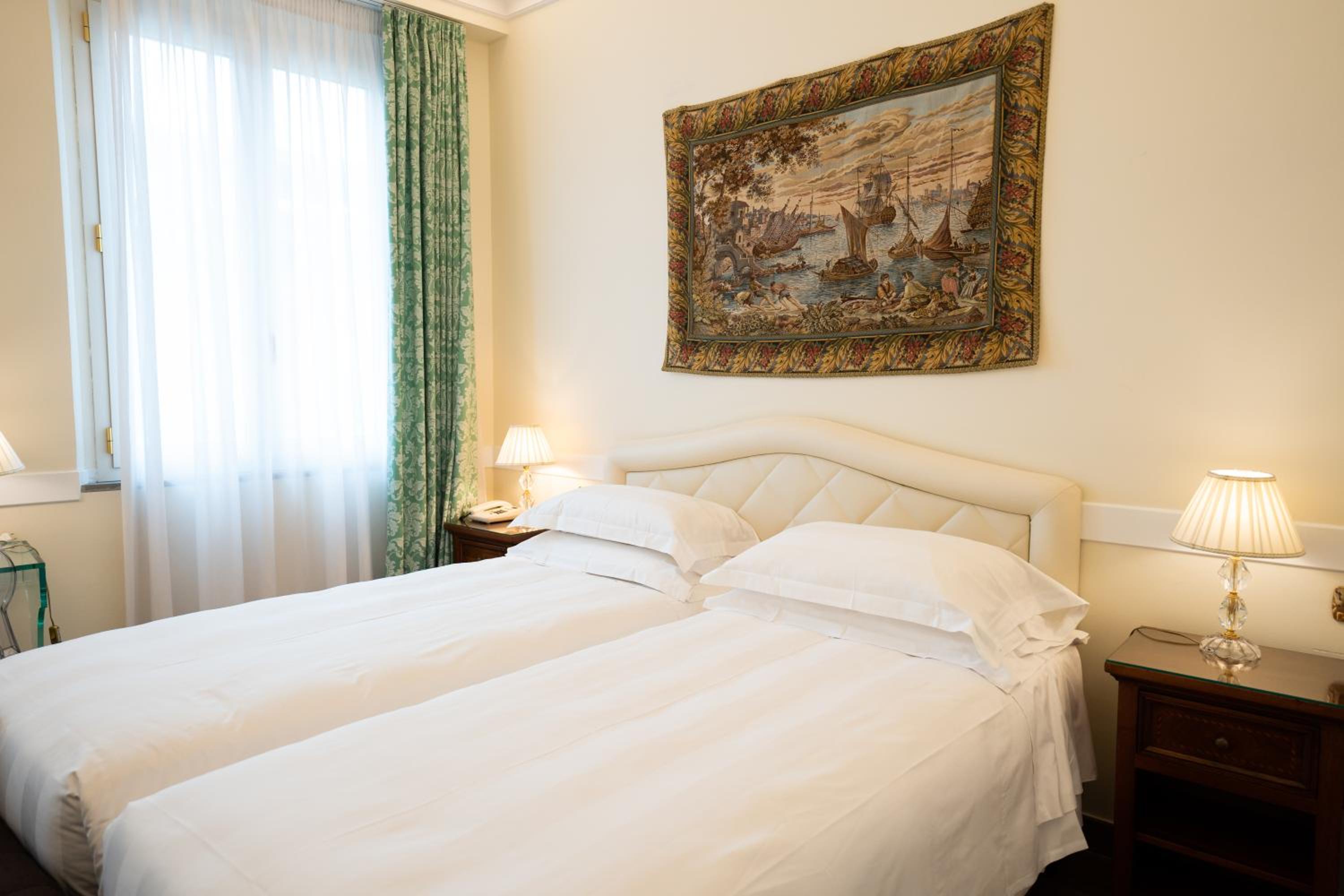 Double or Twin Room - Photo 2